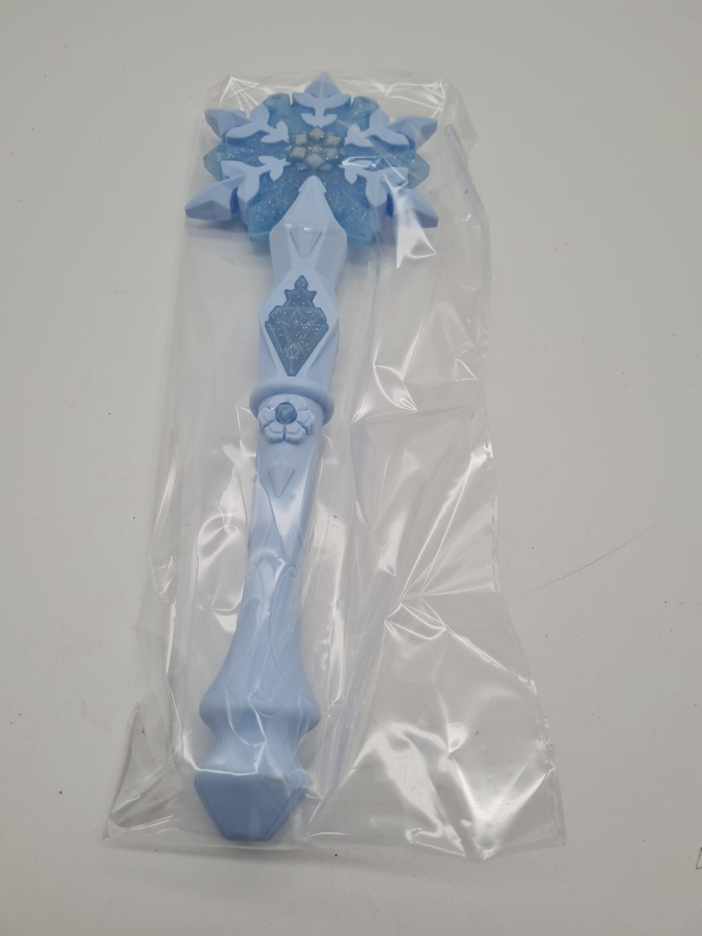 Snowflake Light-Up Toy Wand MF40 — photograph 1