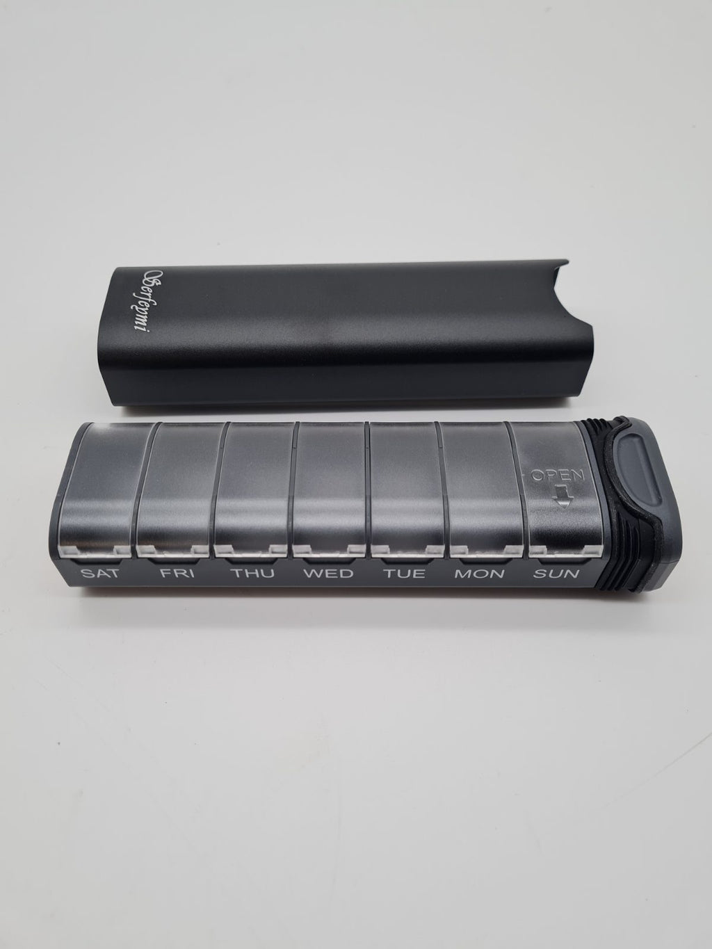 Serfeymi 7-Day Pill Organiser — photograph 1