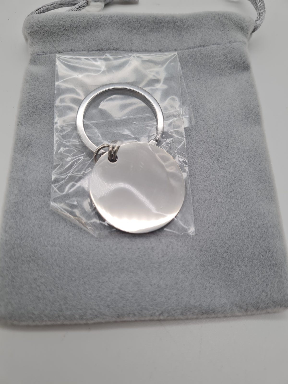 Auntie Gift Keyring with Heart Charm — photograph 2