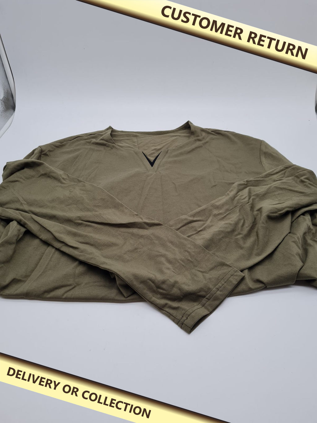 Long-Sleeved V-Neck Top size 2XL — photograph 1 — Customer return; auction delivery information shown on image
