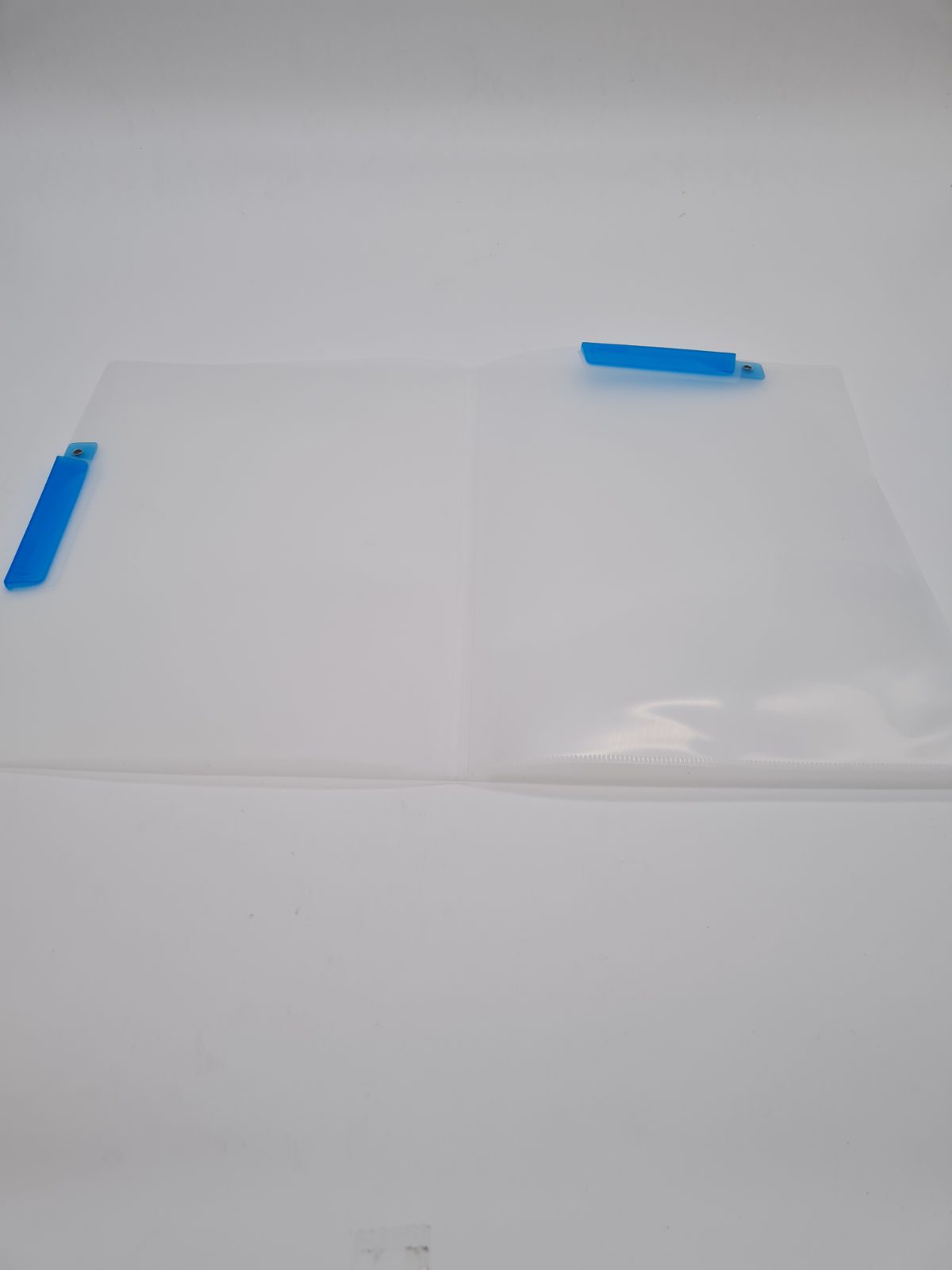 A4 Plastic Document Wallets 4 pack — photograph 3