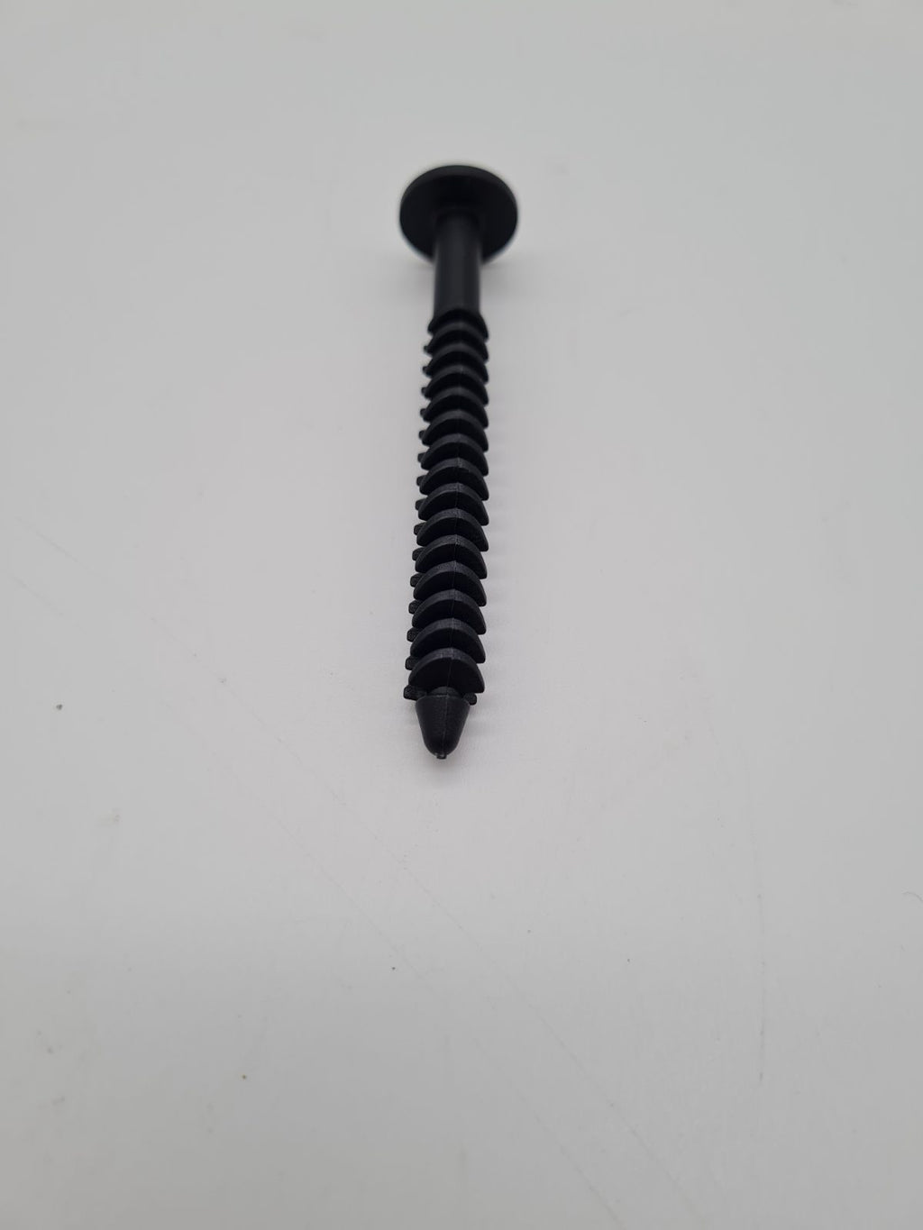 Vinyl shutter push-in fasteners pack of 12 — photograph 2