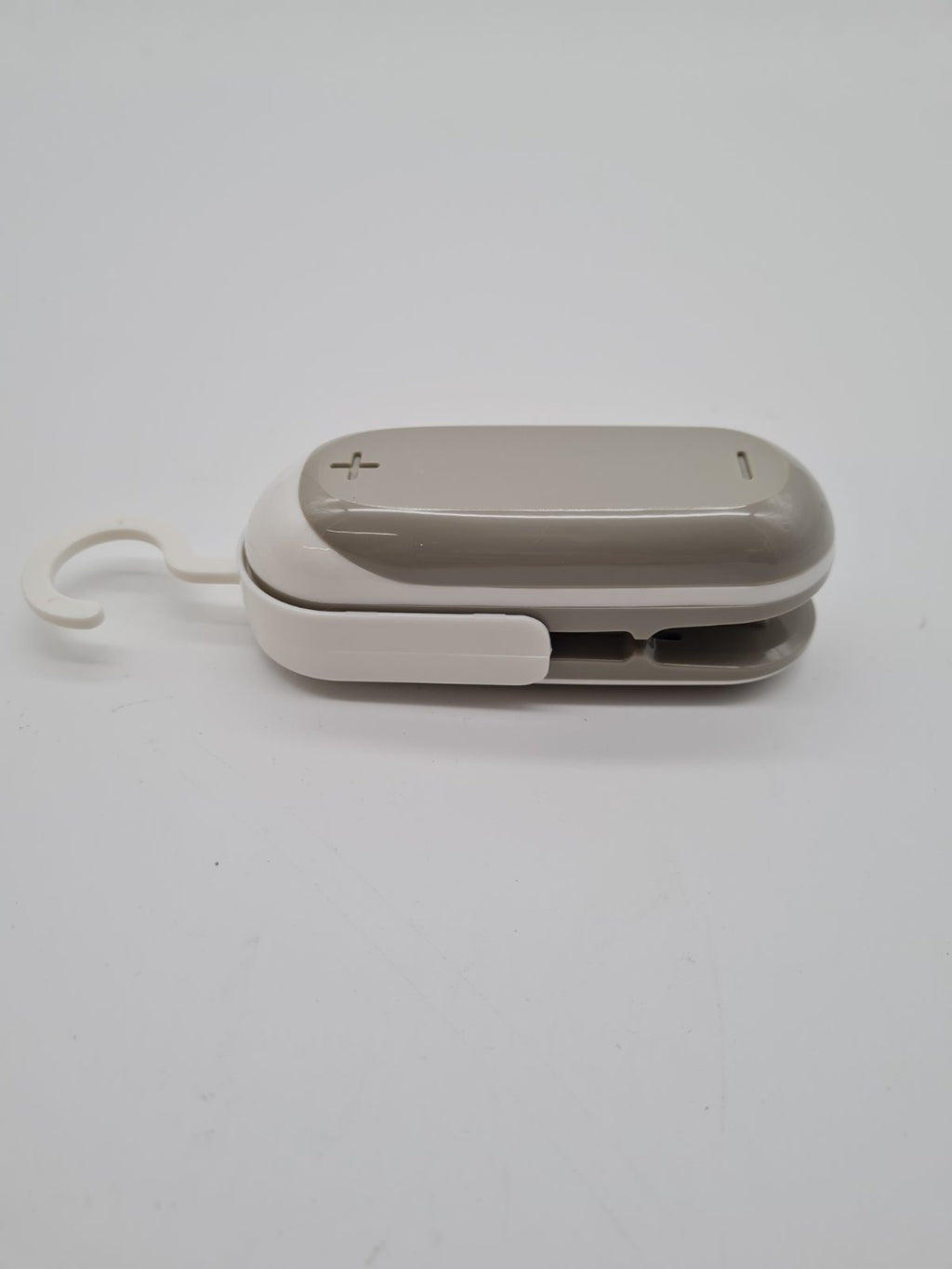 Handheld Mini Bag Sealer — photograph 2