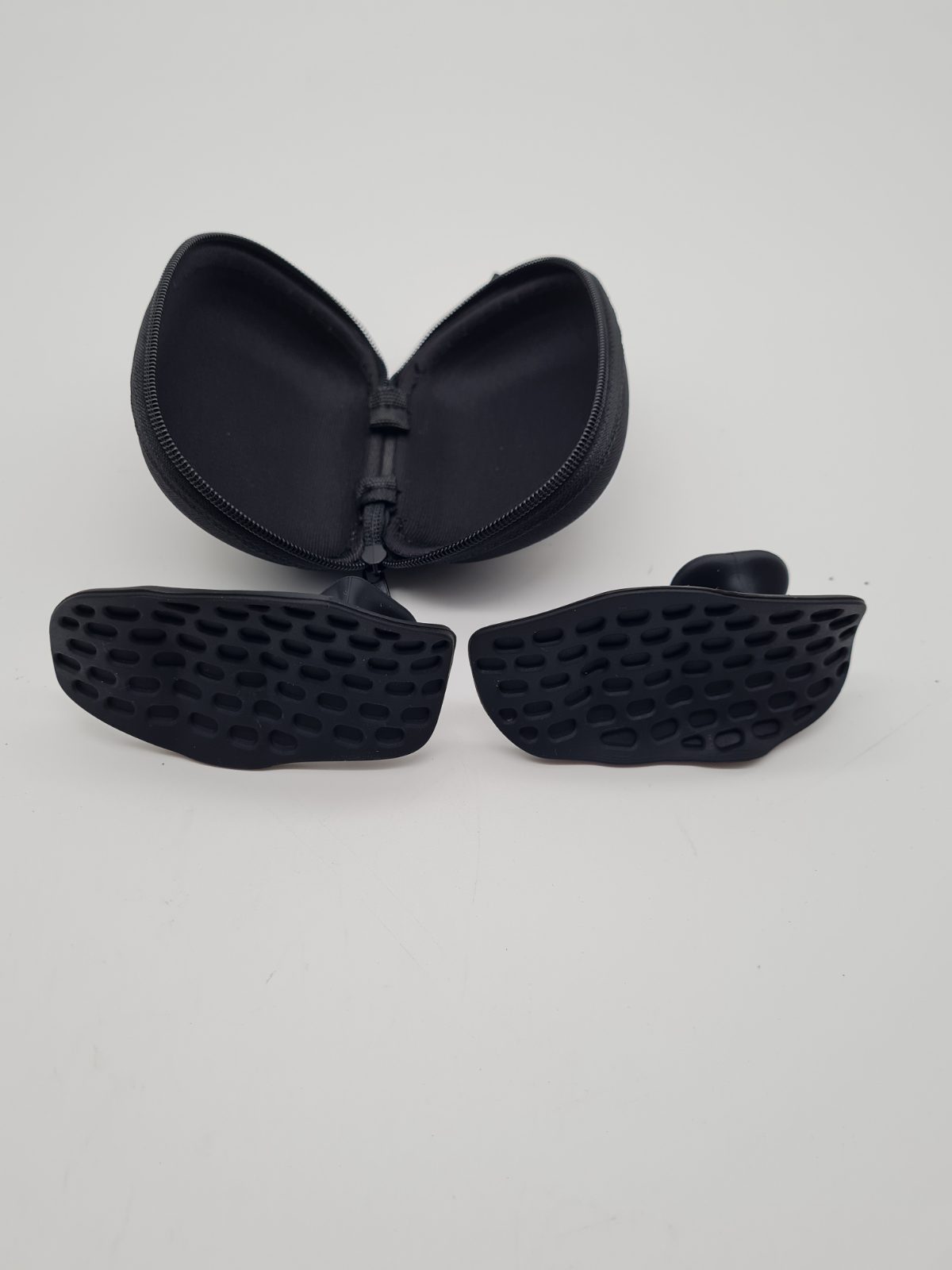 Pair of Hand Grip Strengtheners — photograph 1