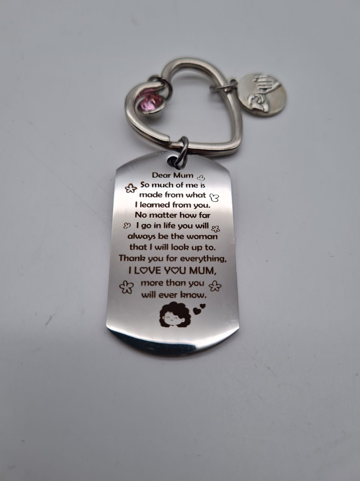 Dear Mum engraved heart keyring — photograph 1