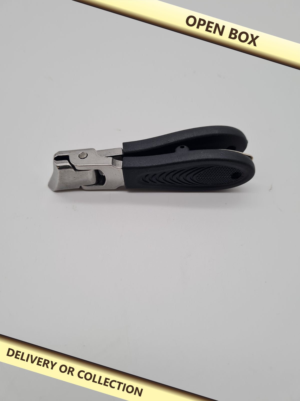 Wide-Jaw Angled Nail Clippers — photograph 1 — Open box; auction delivery information shown on image