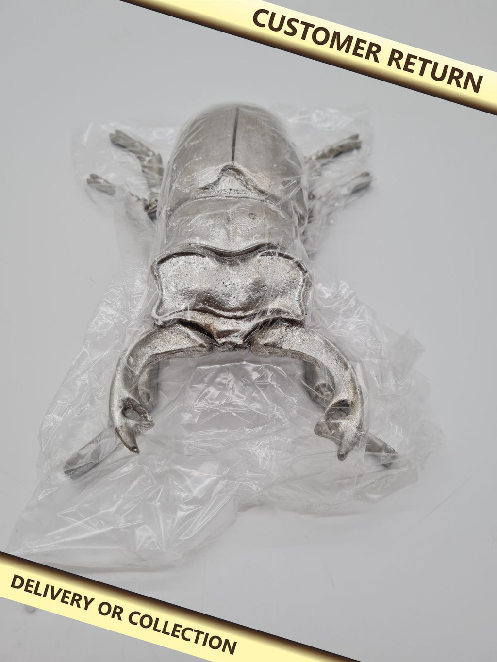 Stag Beetle Wall Decoration — photograph 1 — Customer return; auction delivery information shown on image