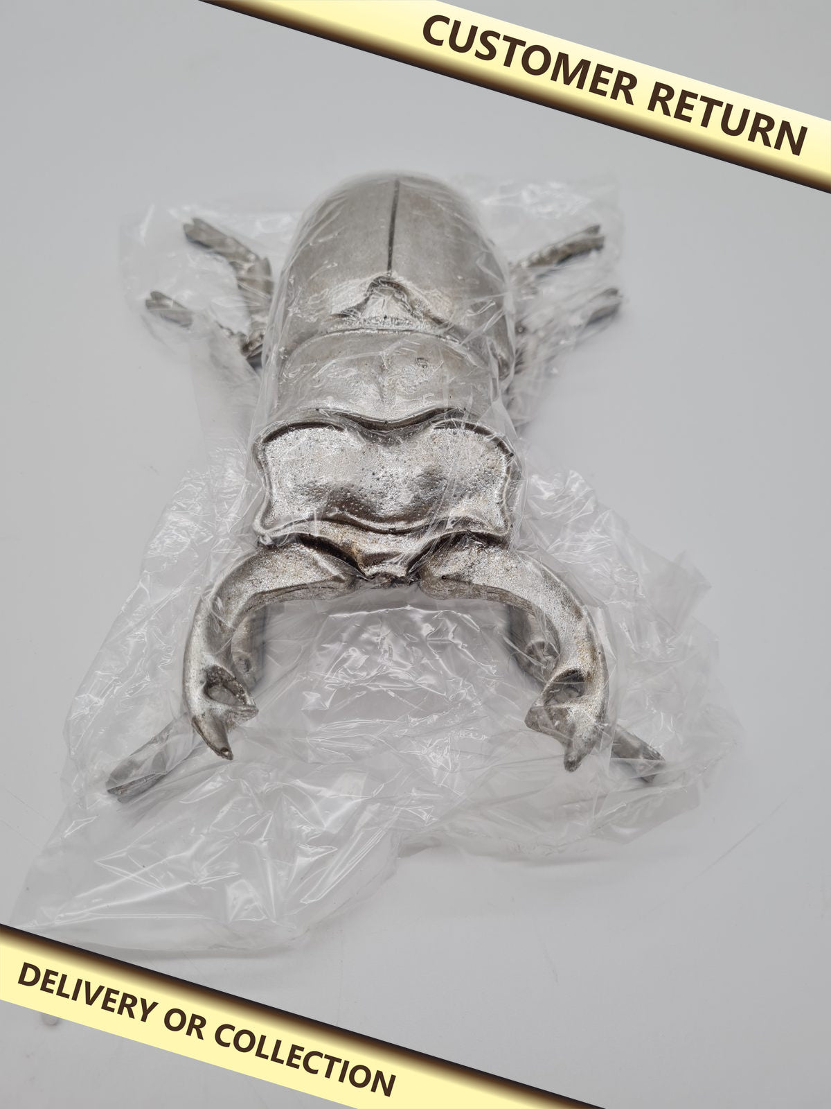 Stag Beetle Wall Decoration — photograph 1 — Customer return; auction delivery information shown on image