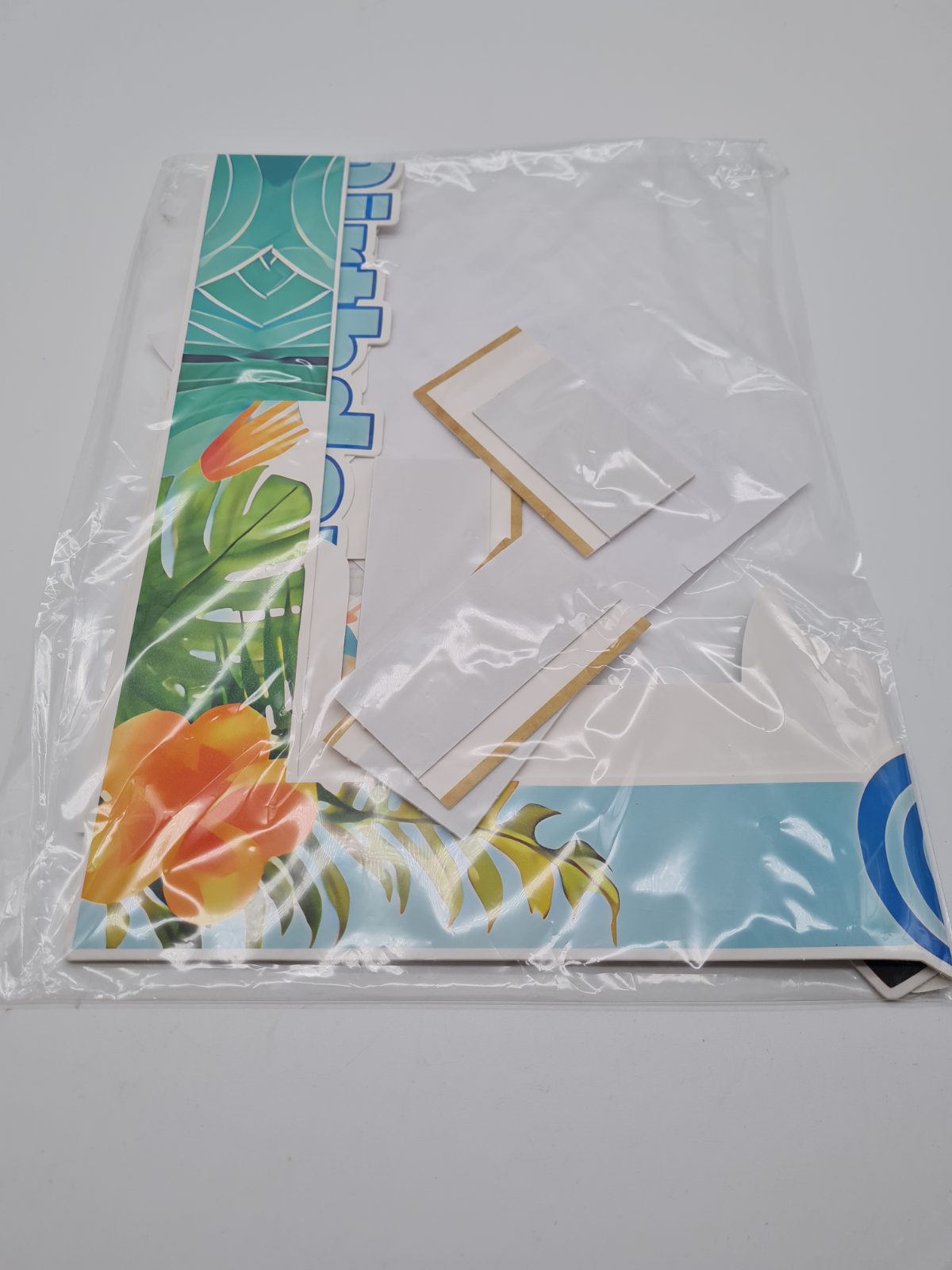 Tropical Photo Booth Props Kit — photograph 1