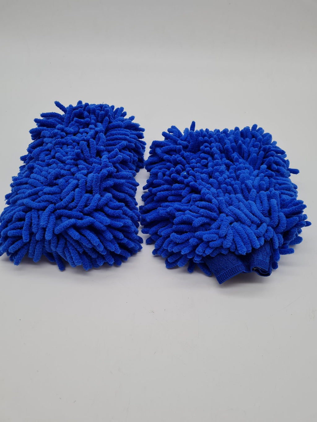 Pair of Chenille Car Wash Mitts — photograph 1