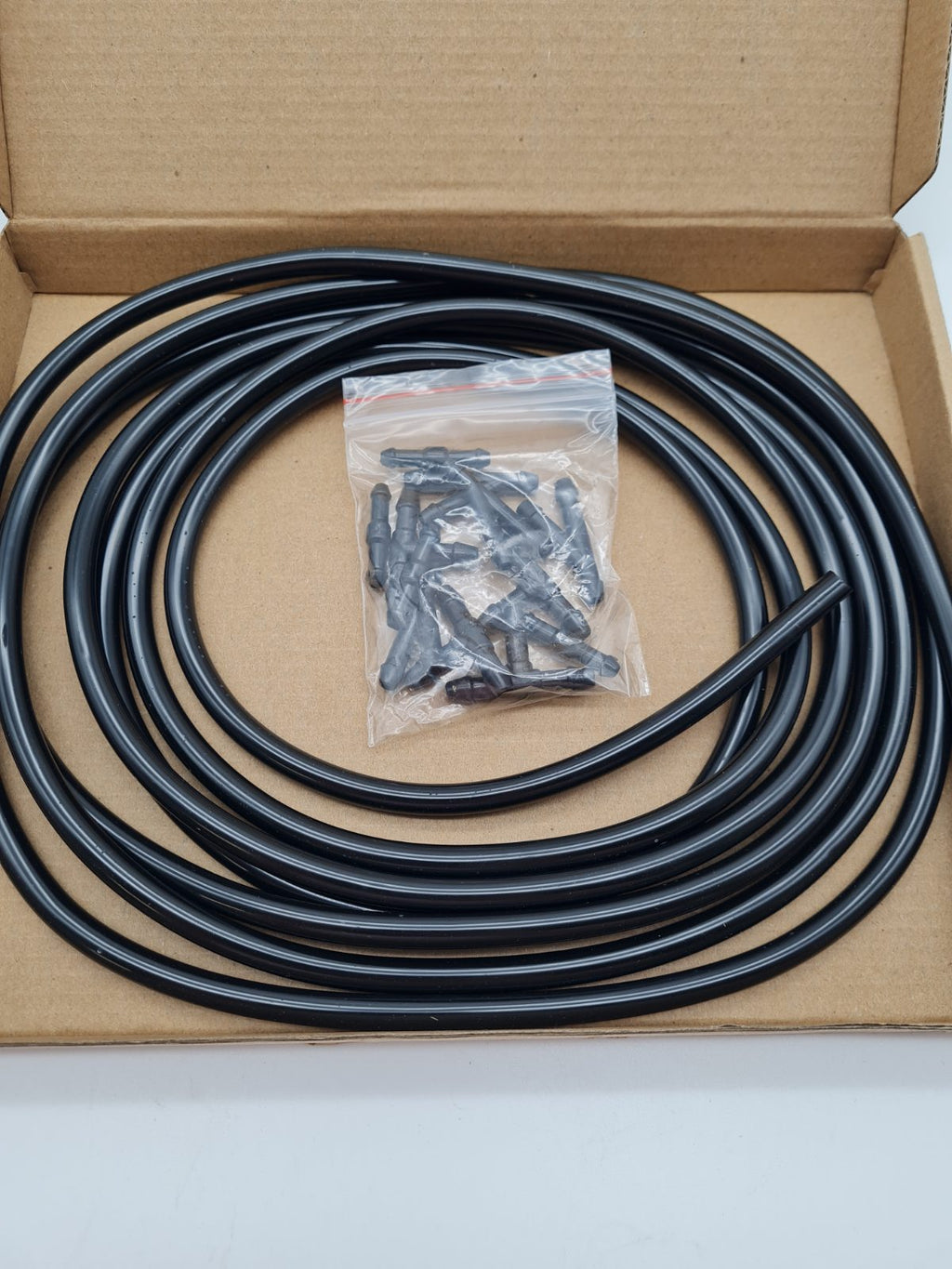 Car Windscreen Washer Hose Kit YE0069YWXA02 — photograph 2