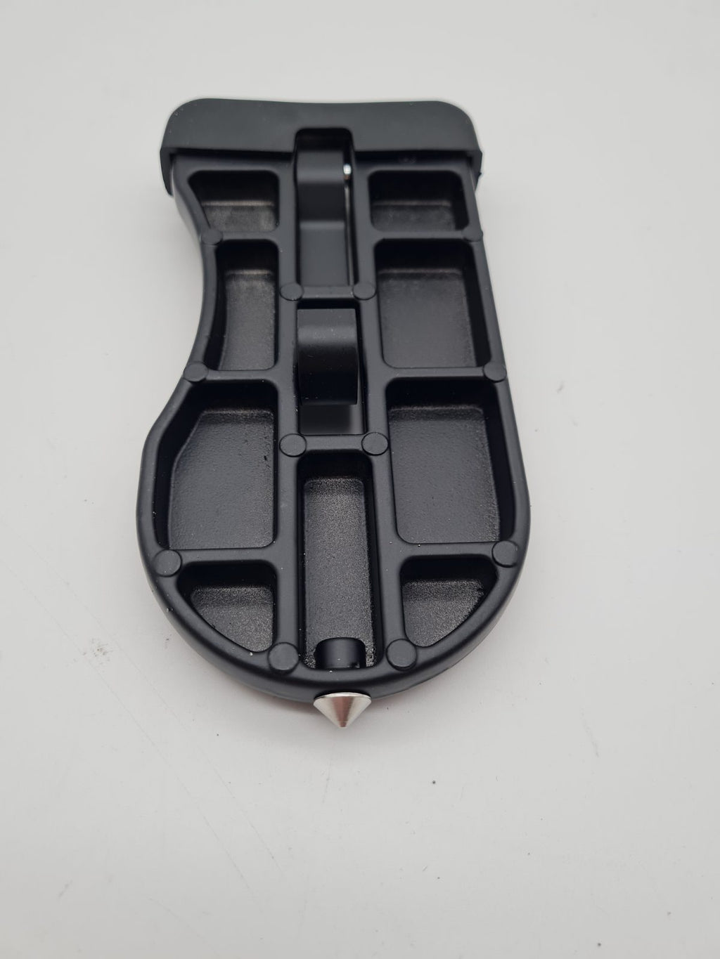 Folding Car Door Latch Step — photograph 2