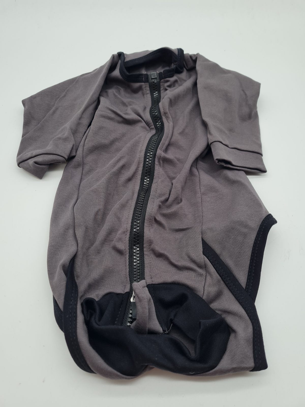 Dog bodysuit with zip fastening — photograph 2
