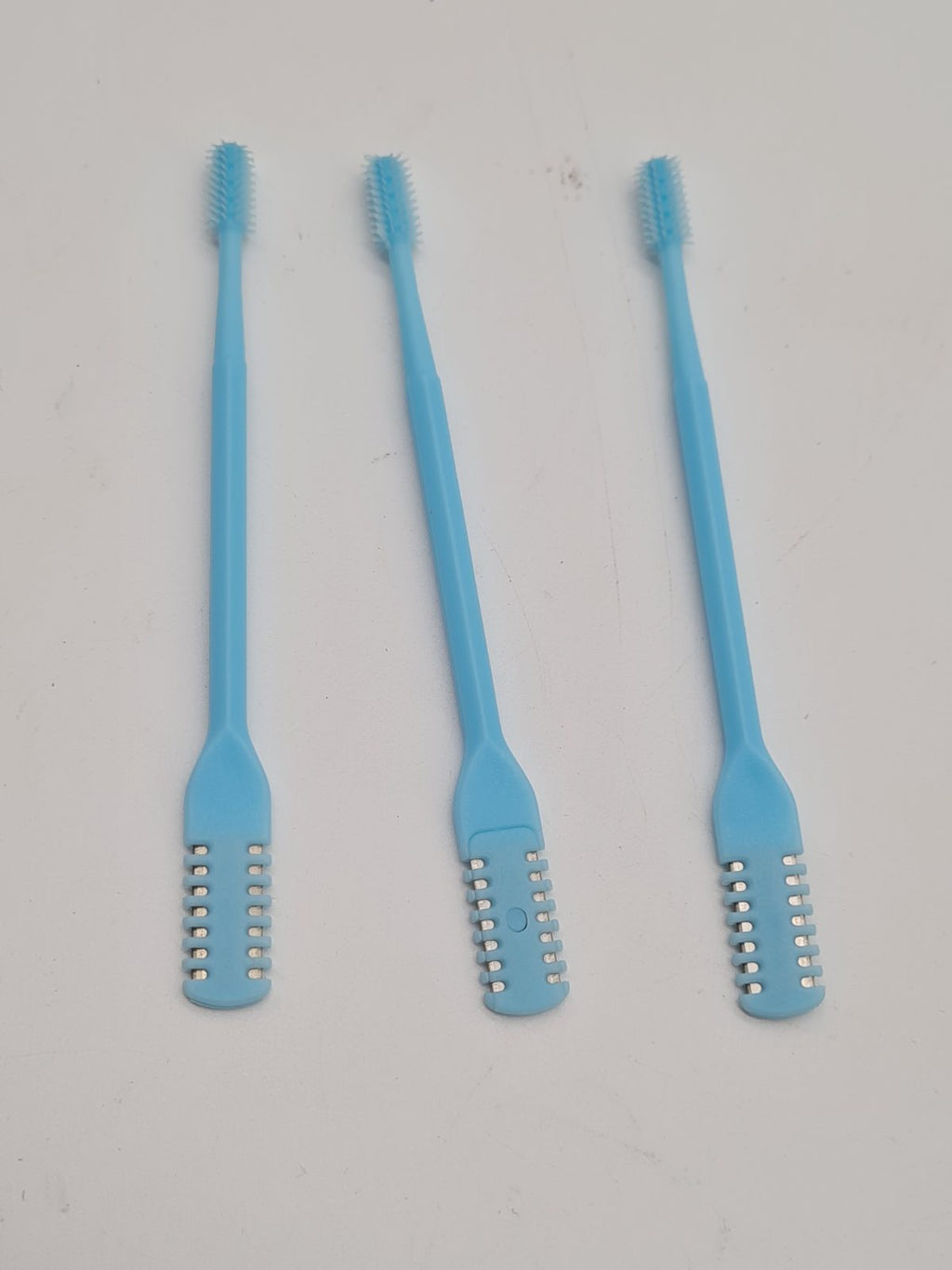 3-Piece Manual Nose Hair Trimmer Set — photograph 1
