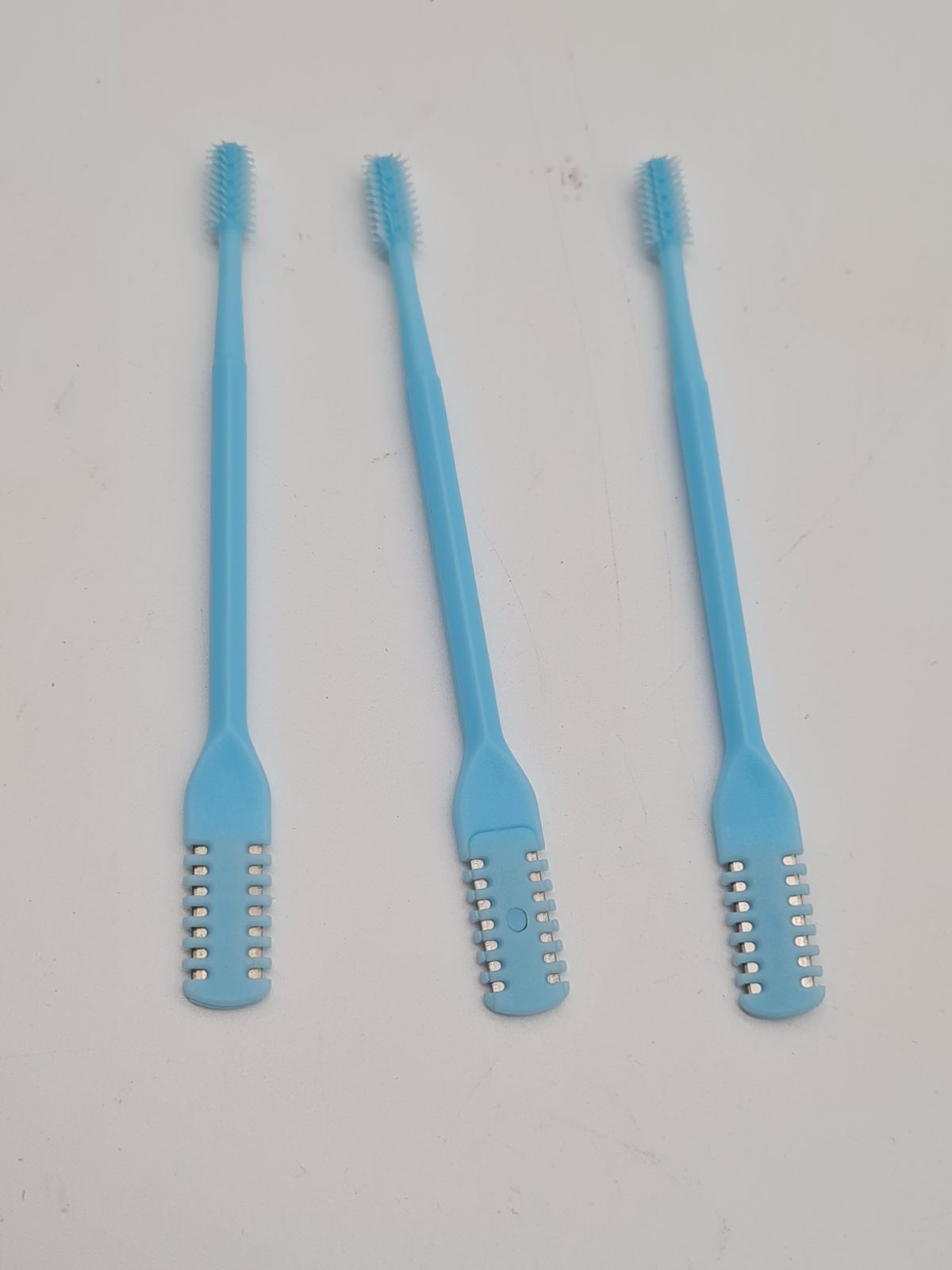 3-Piece Manual Nose Hair Trimmer Set — photograph 1