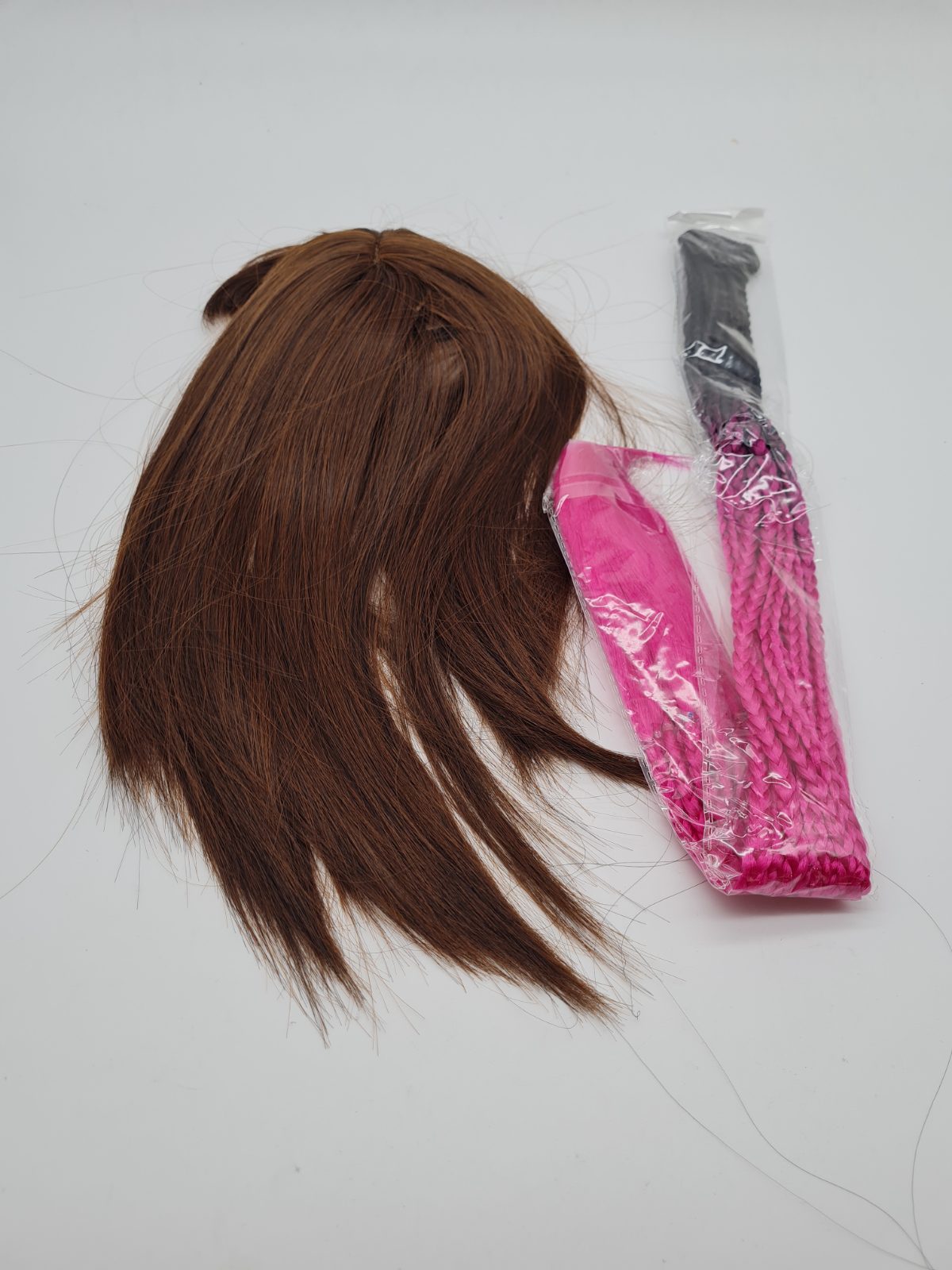 Wig and braided hair extension set — photograph 1
