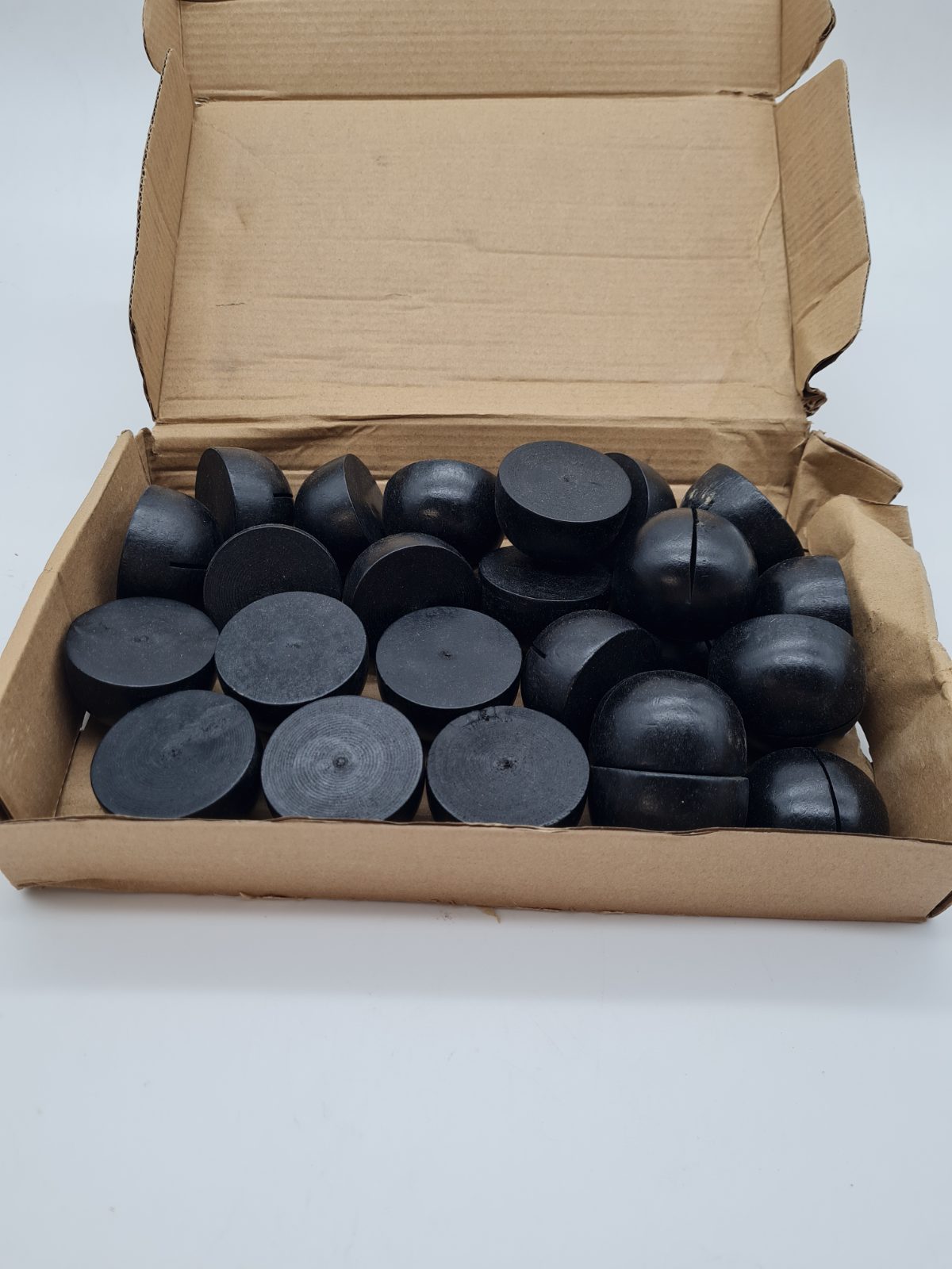 24 pcs of Domed slotted card/ menu holders — photograph 2