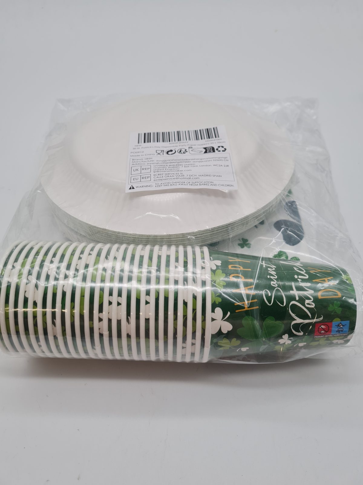 St Patrick's Day Party Tableware Set — photograph 2