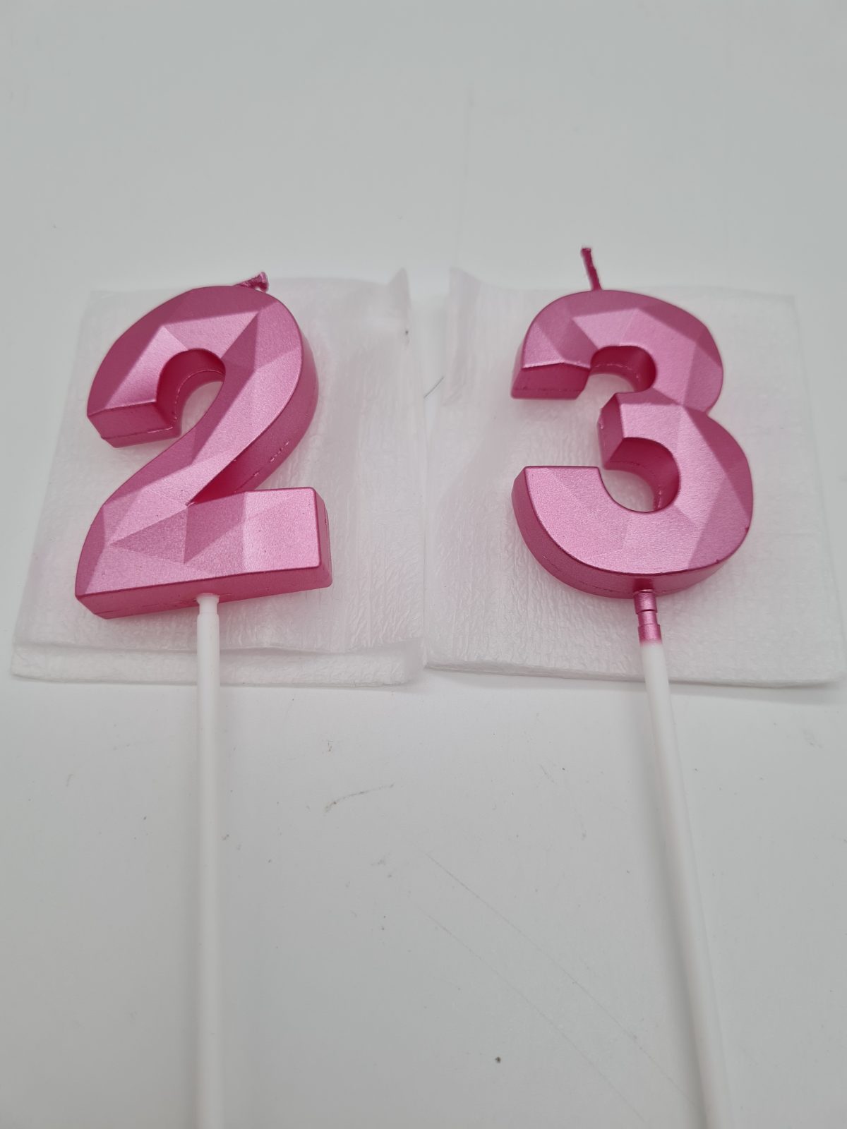 Number 23 Birthday Cake Candles — photograph 1