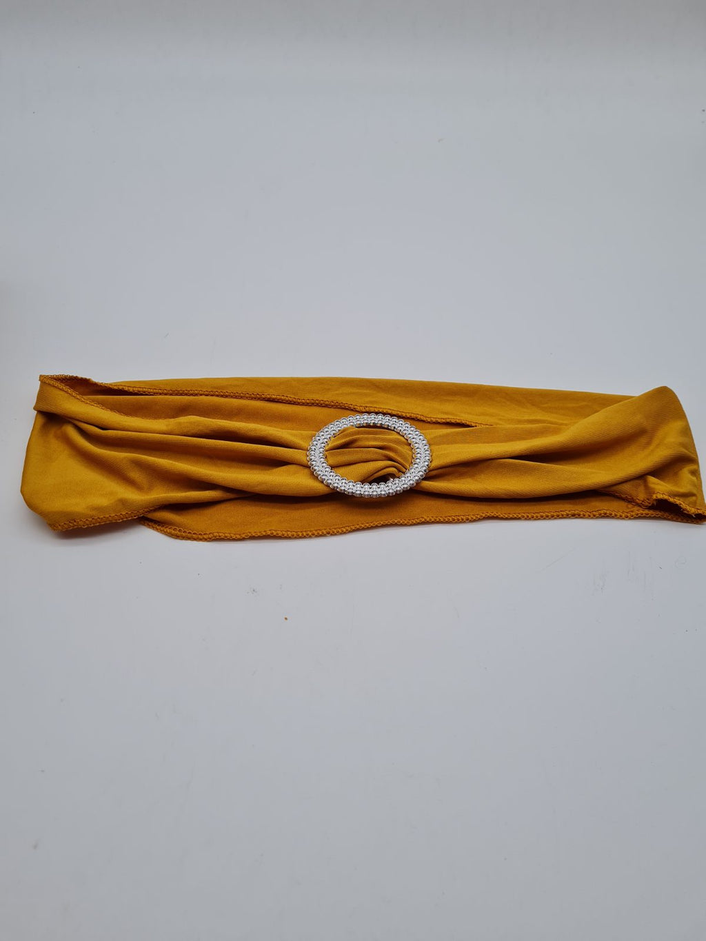 50 pcs Mustard Gold Elastic Chair Sash Bands with Diamante-Effect Ring Buckles — photograph 1