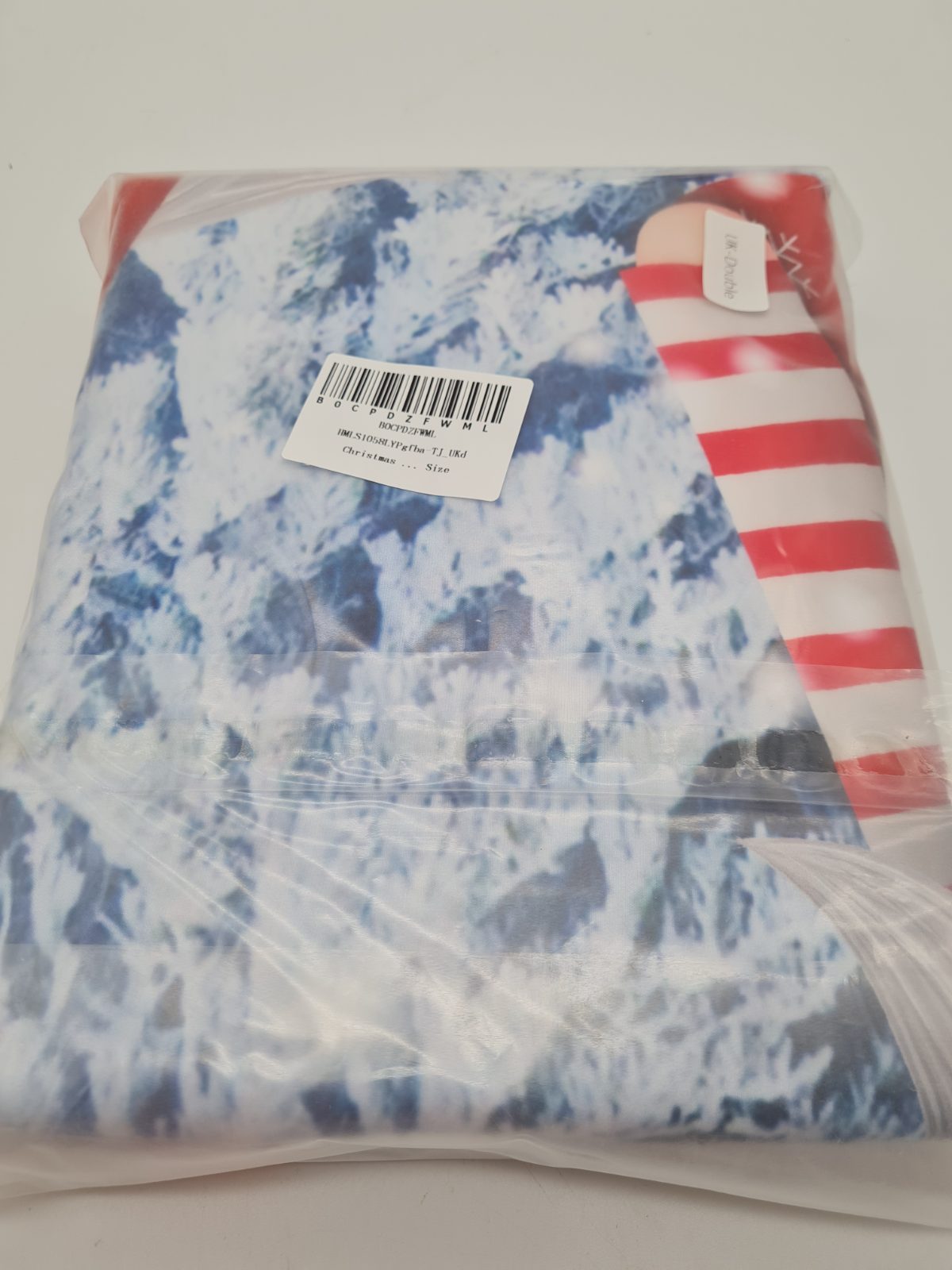 Christmas-themed UK double duvet cover — photograph 1
