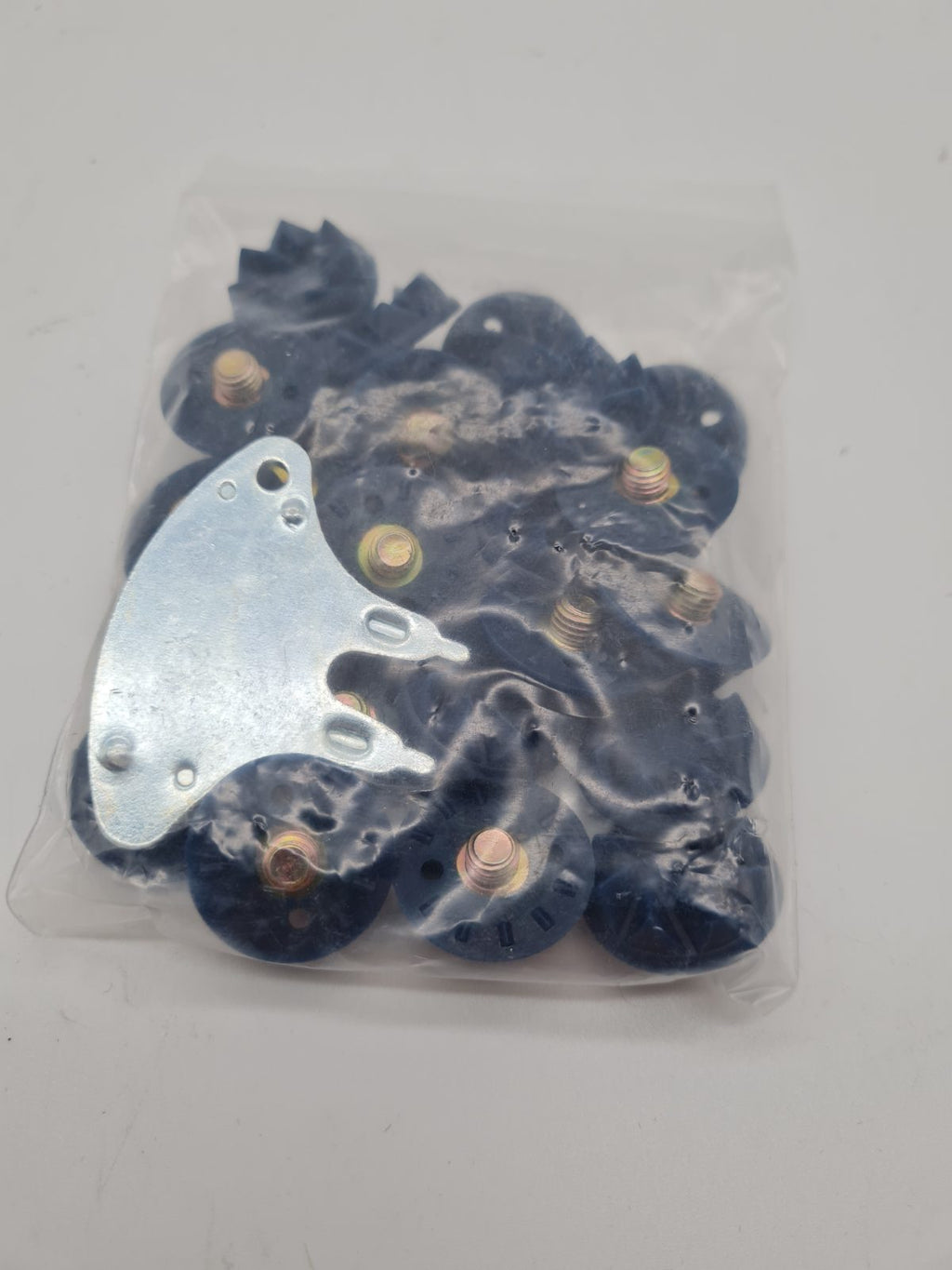 Cricket Shoe Stud Set — photograph 2