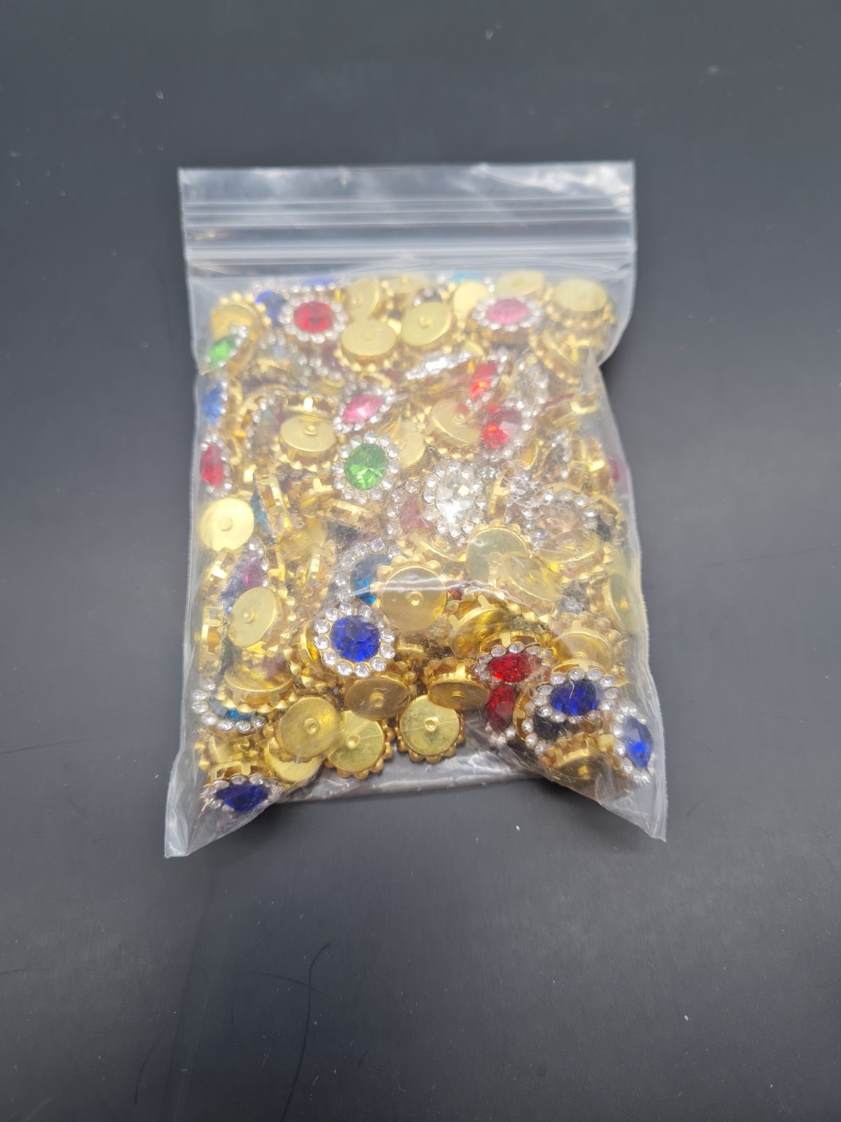 Assorted Sew-On Rhinestone Flower Buttons — photograph 1