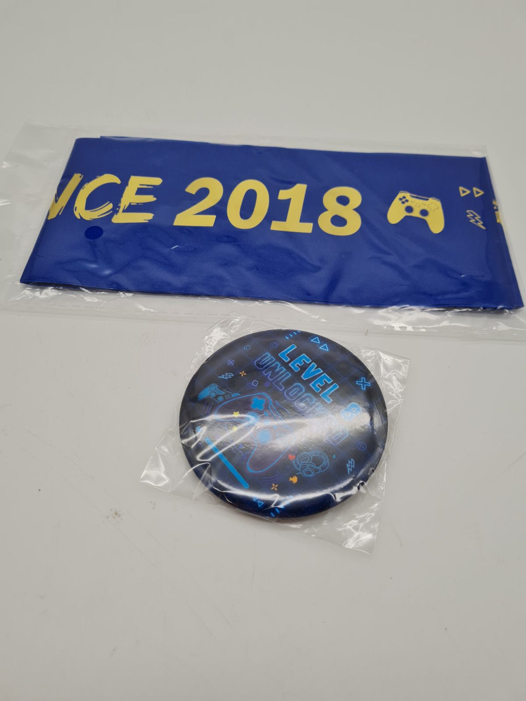 Birthday sash with awesome since 2018 — photograph 3