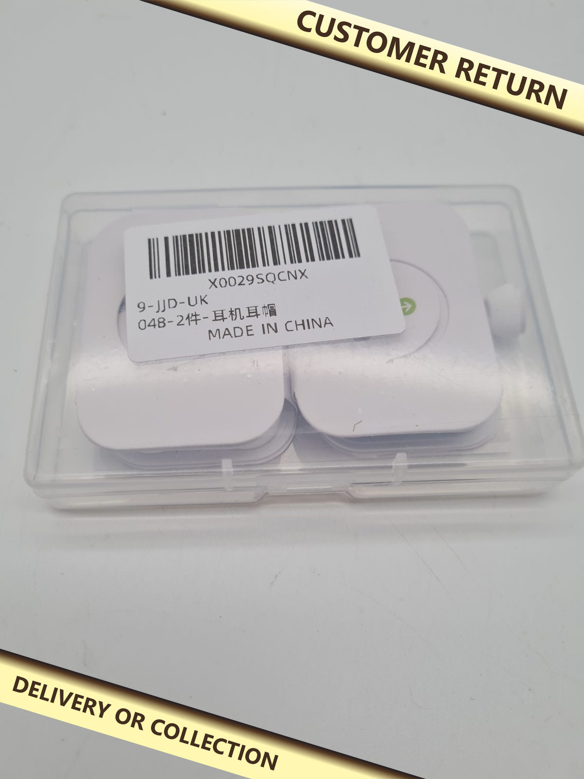 Replacement Earbud Tips, 8 Pairs in XS/S/M/L — photograph 1 — Customer return; auction delivery information shown on image