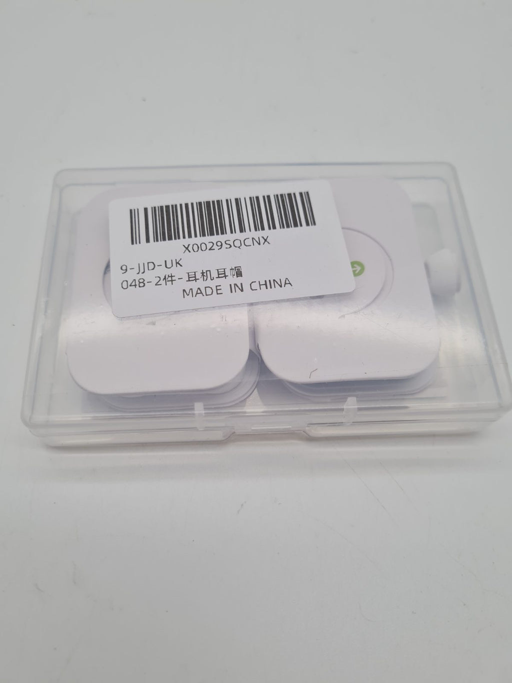 Replacement Earbud Tips, 8 Pairs in XS/S/M/L — photograph 1