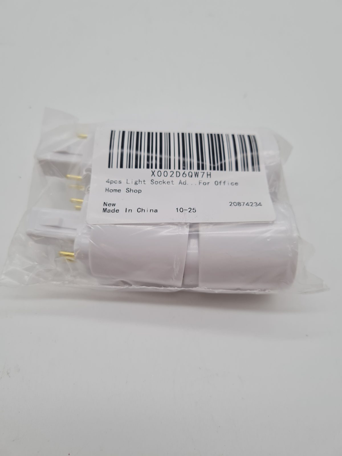 4-Piece Plug-In Light Socket Adapter Set — photograph 3