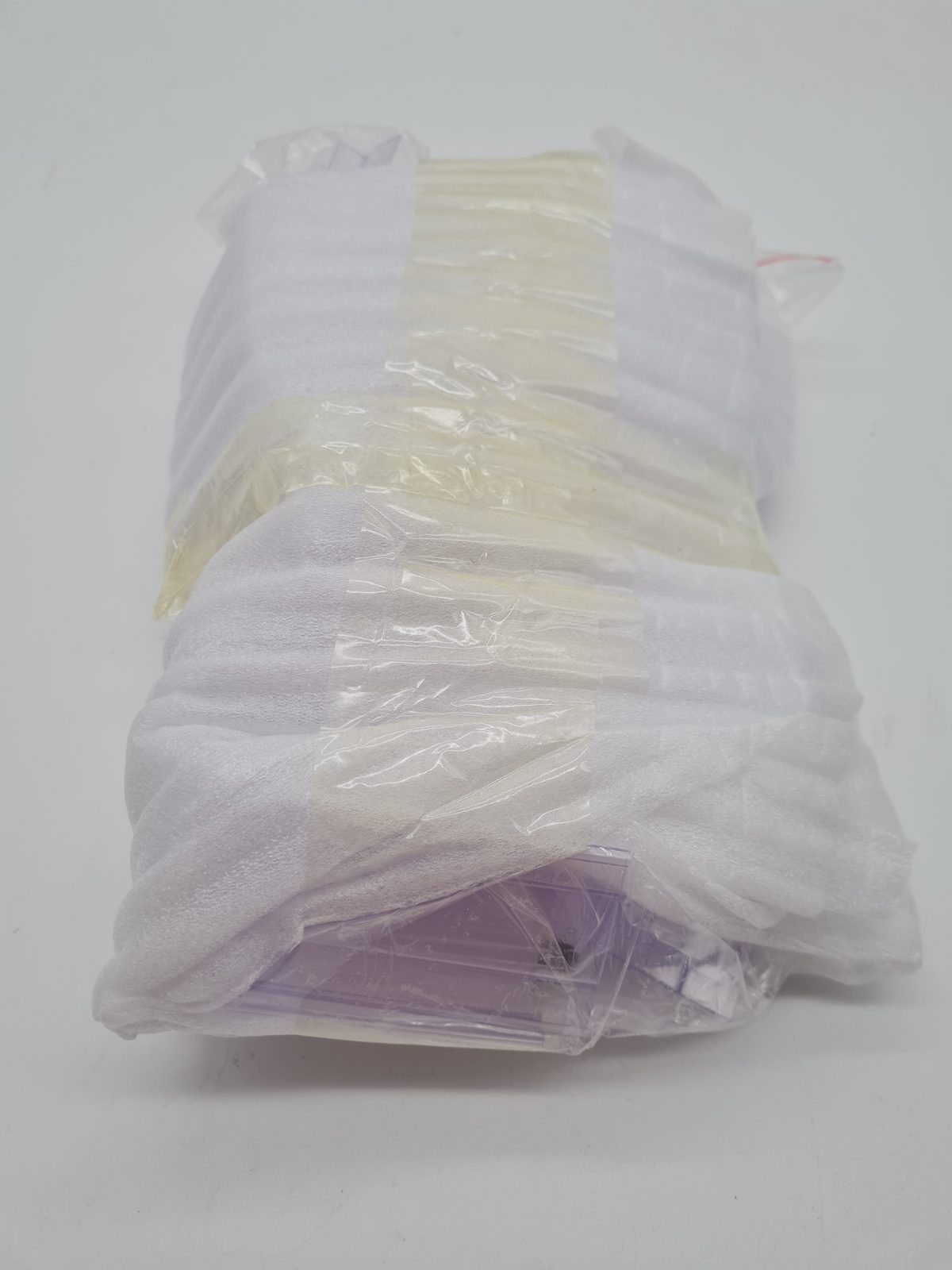 Bundle of plastic channel profiles — photograph 2