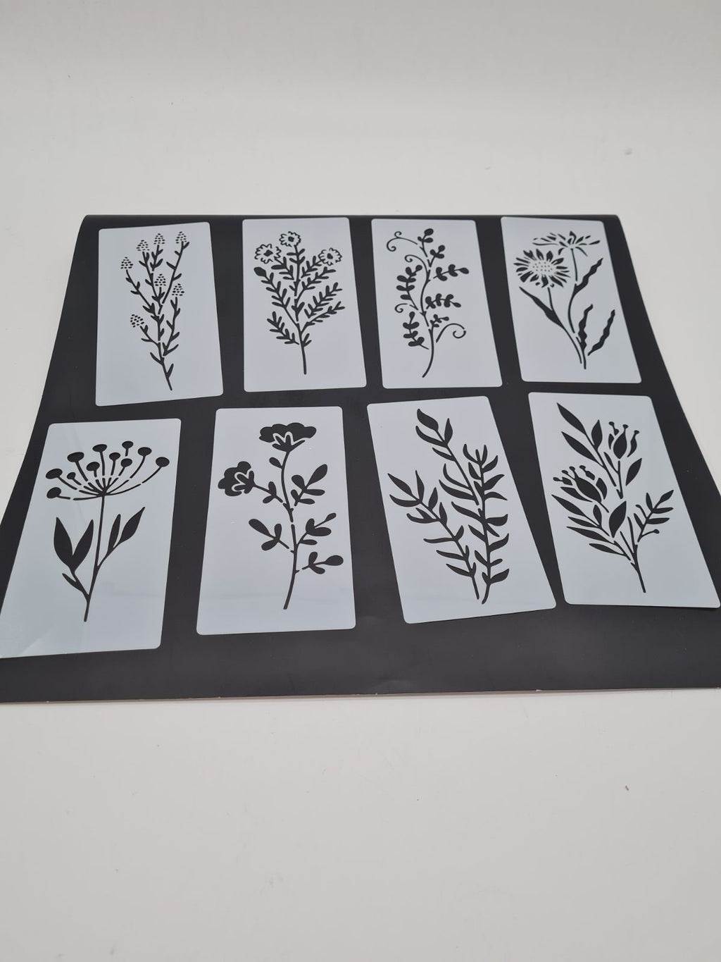 Flower and Botanical Craft Stencil Set — photograph 1