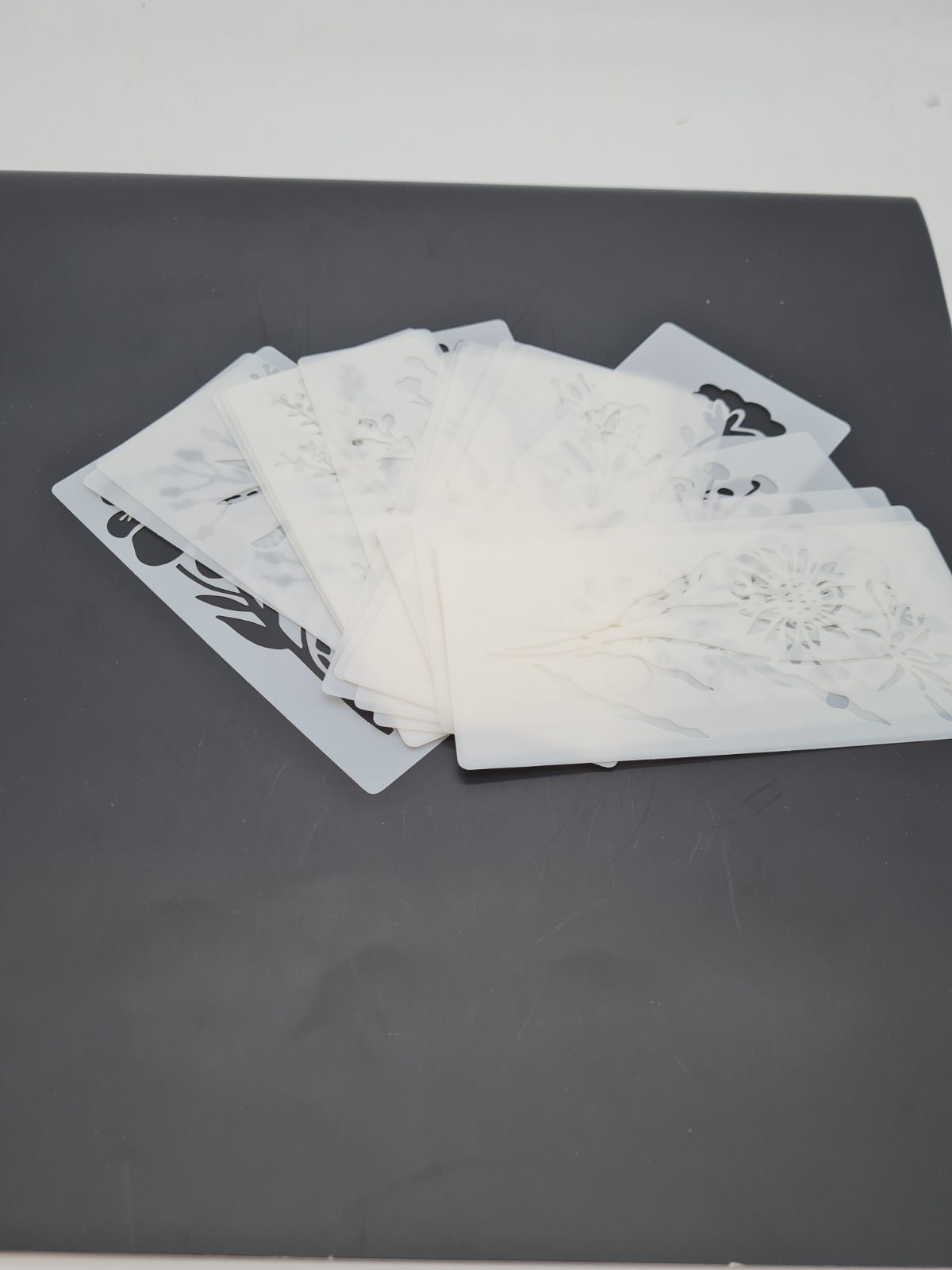 Flower and Botanical Craft Stencil Set — photograph 2
