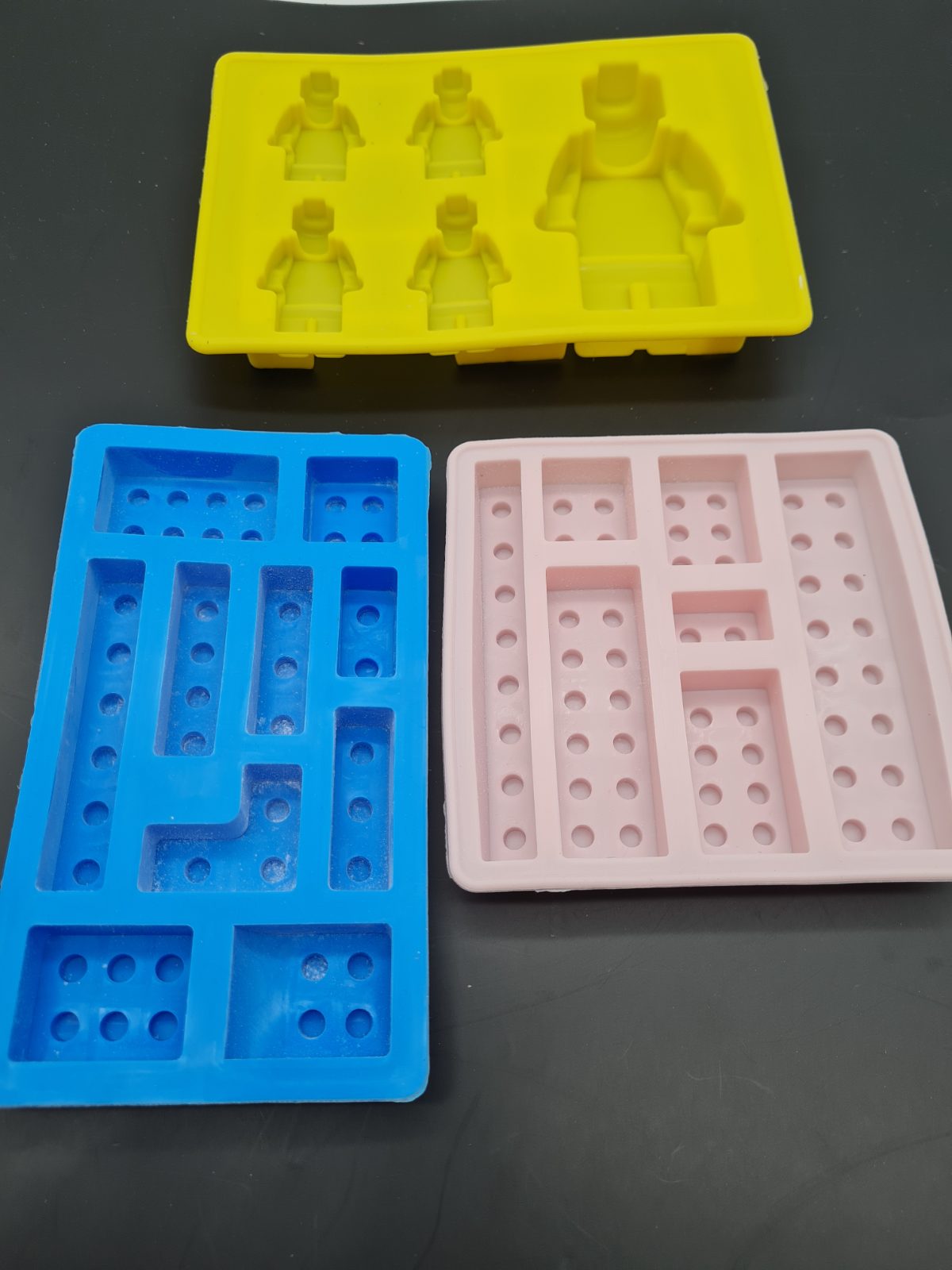 Building Brick and Figure Mould Set — photograph 2