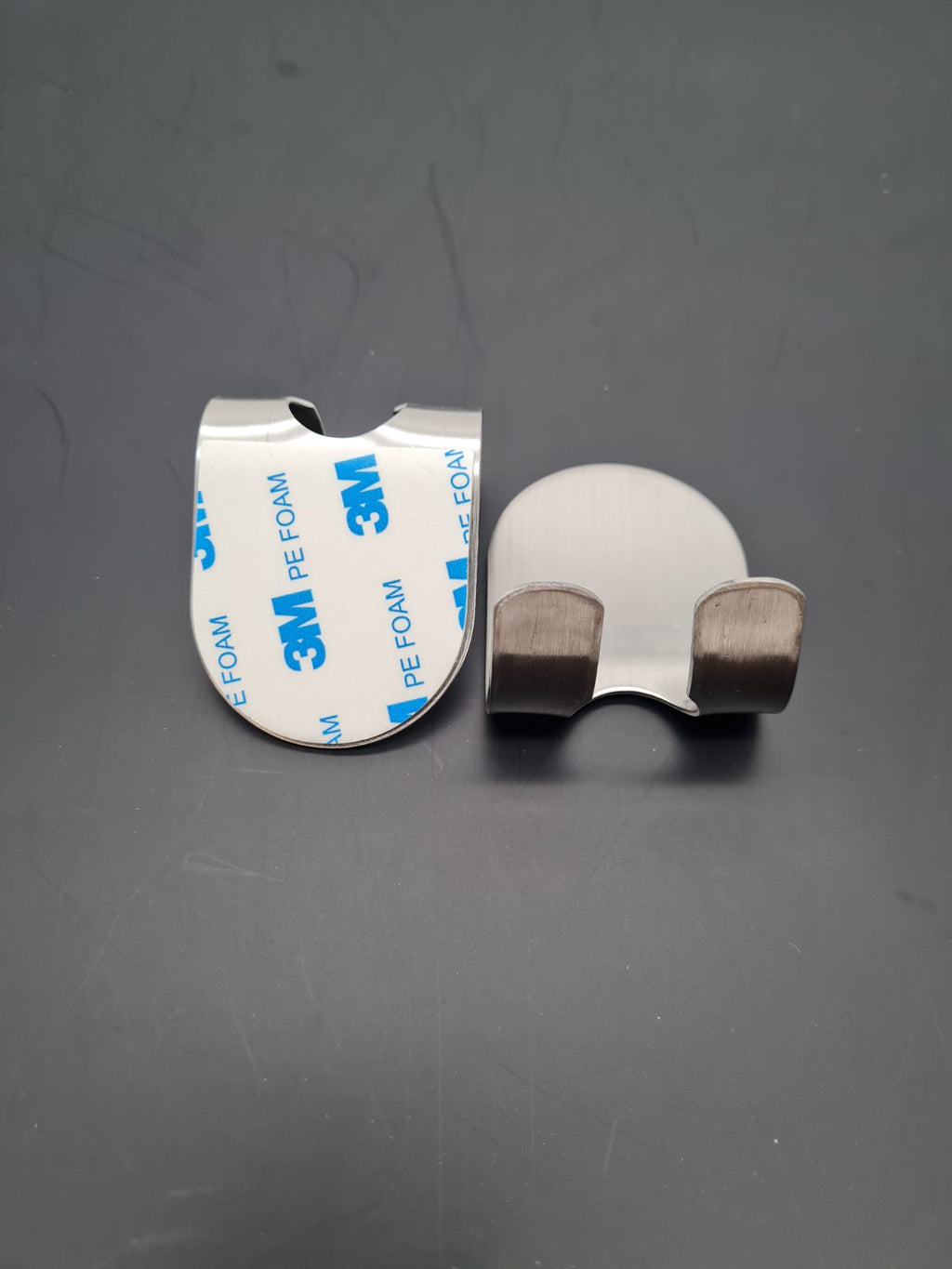 LINKIDEA Self-Adhesive Razor Holder Hooks - Pair — photograph 2