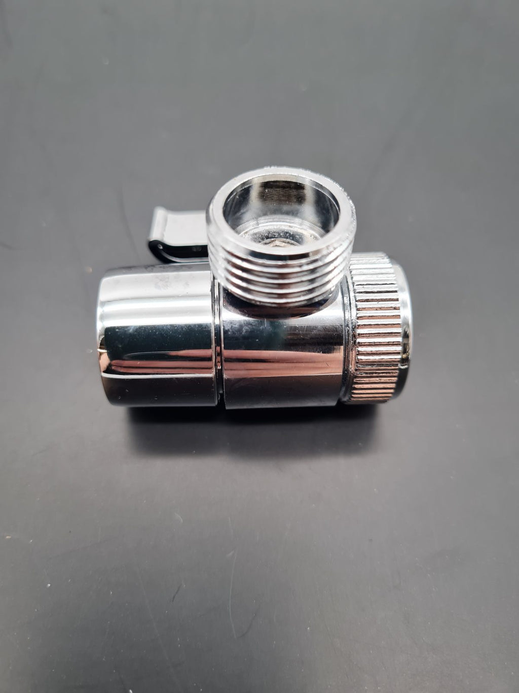Tap Diverter Valve and Adapter Kit — photograph 3