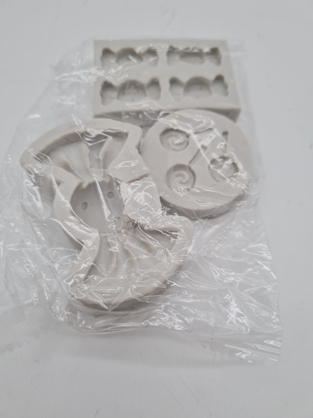 Fondant and Gum Paste Mould Set — photograph 2