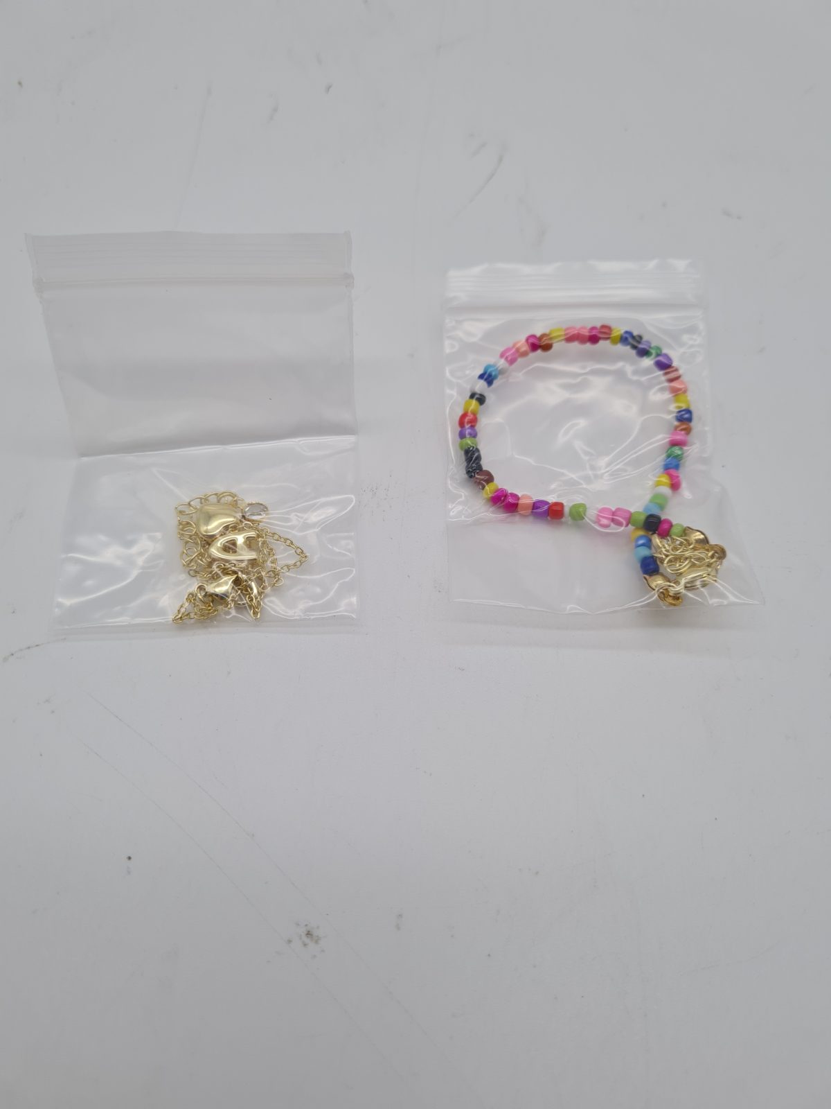 2 Colourful bracelet with initial A — photograph 2