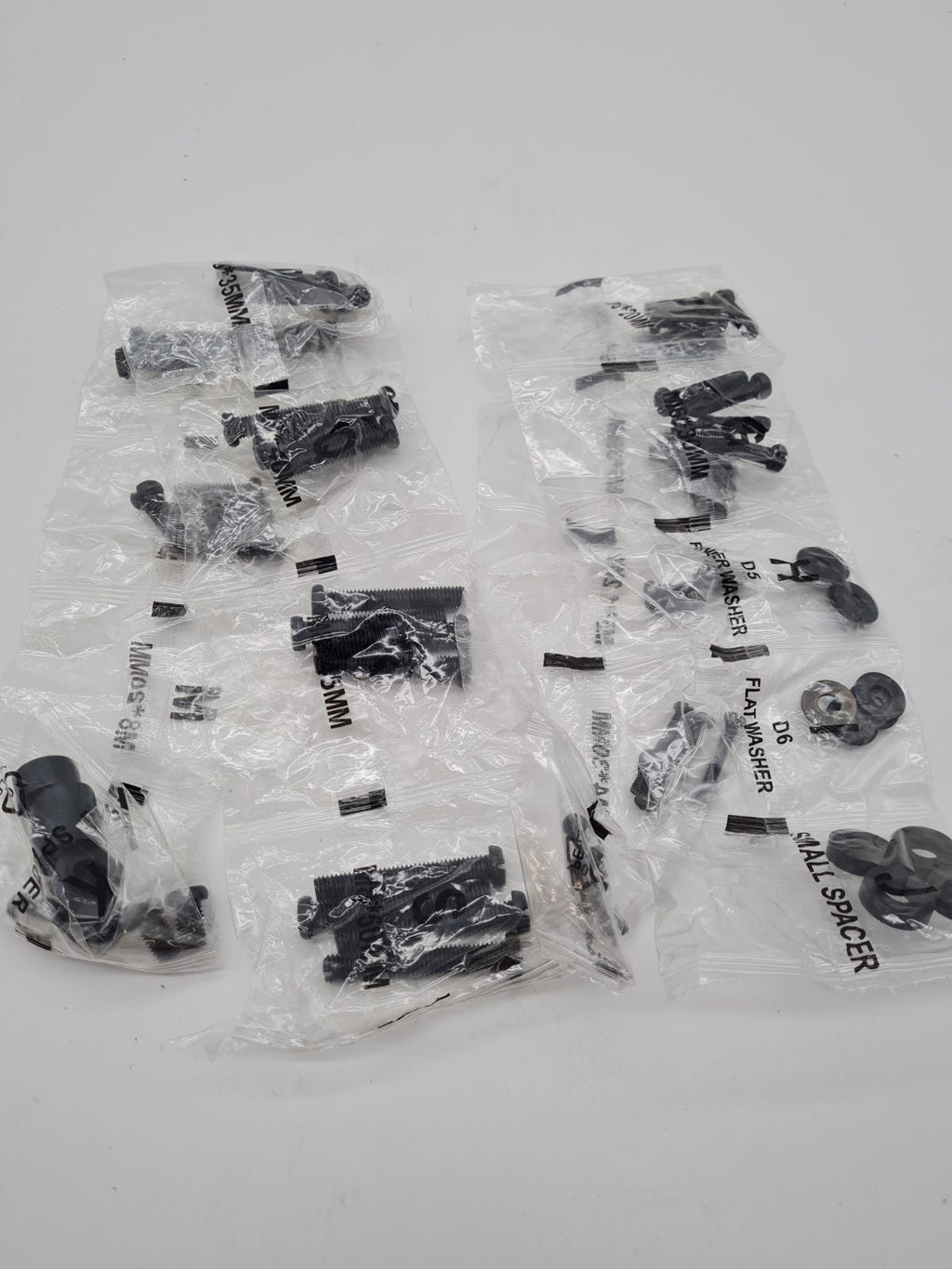 BONTEC TV and Monitor Mounting Hardware Kit — photograph 1