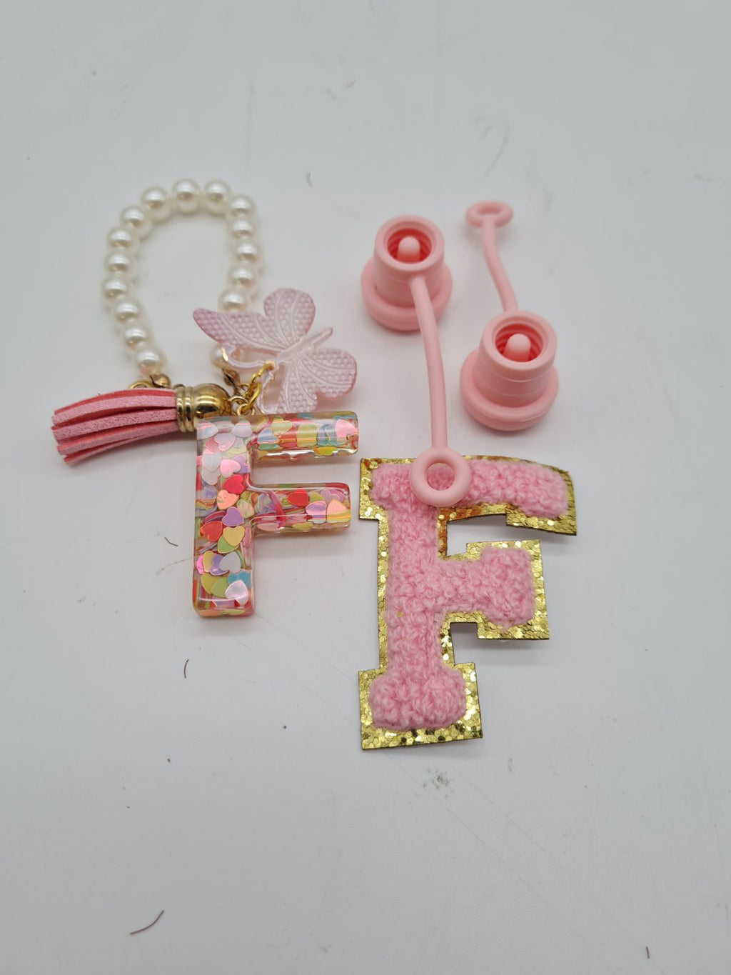 Letter F Clog Accessory Set 632125650046 — photograph 2