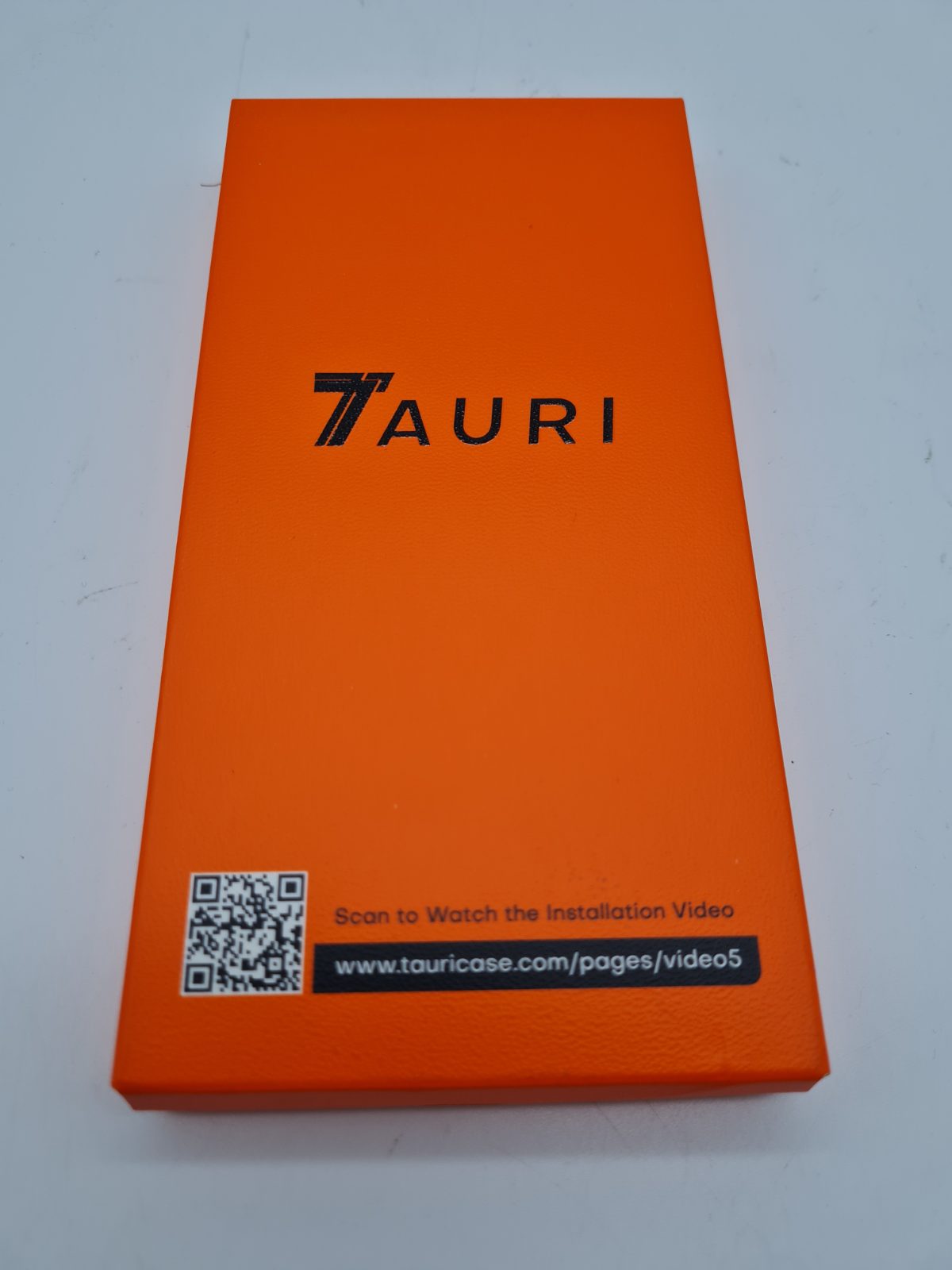 Magnetic Phone Case - TAURI — photograph 3