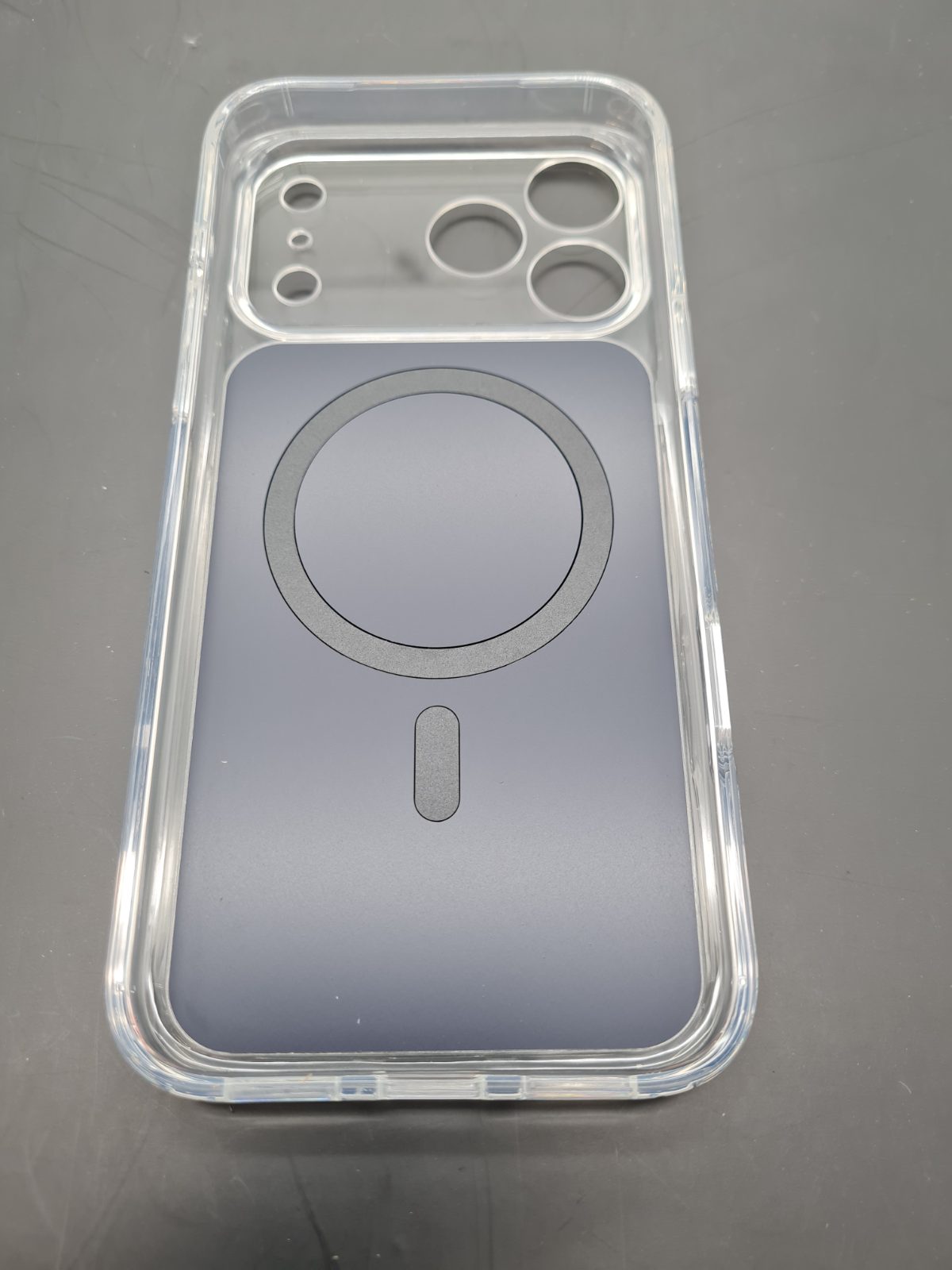 Magnetic Phone Case - TAURI — photograph 2