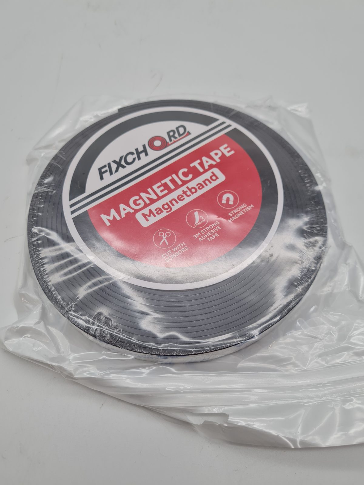 Self-Adhesive Magnetic Tape 4m x 15mm — photograph 1
