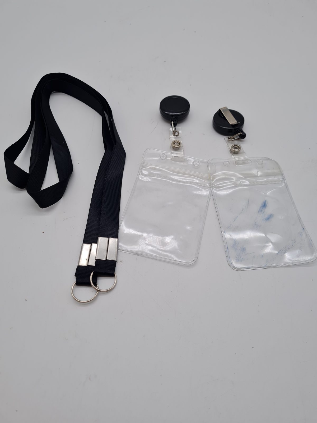 Lanyard and ID Badge Holder Set — photograph 1