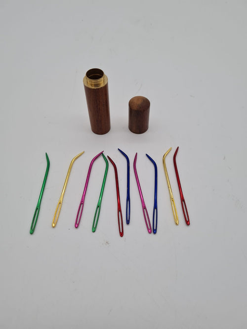 10 Large-Eye Hand Sewing Needles with Wooden Storage Case — photograph 1
