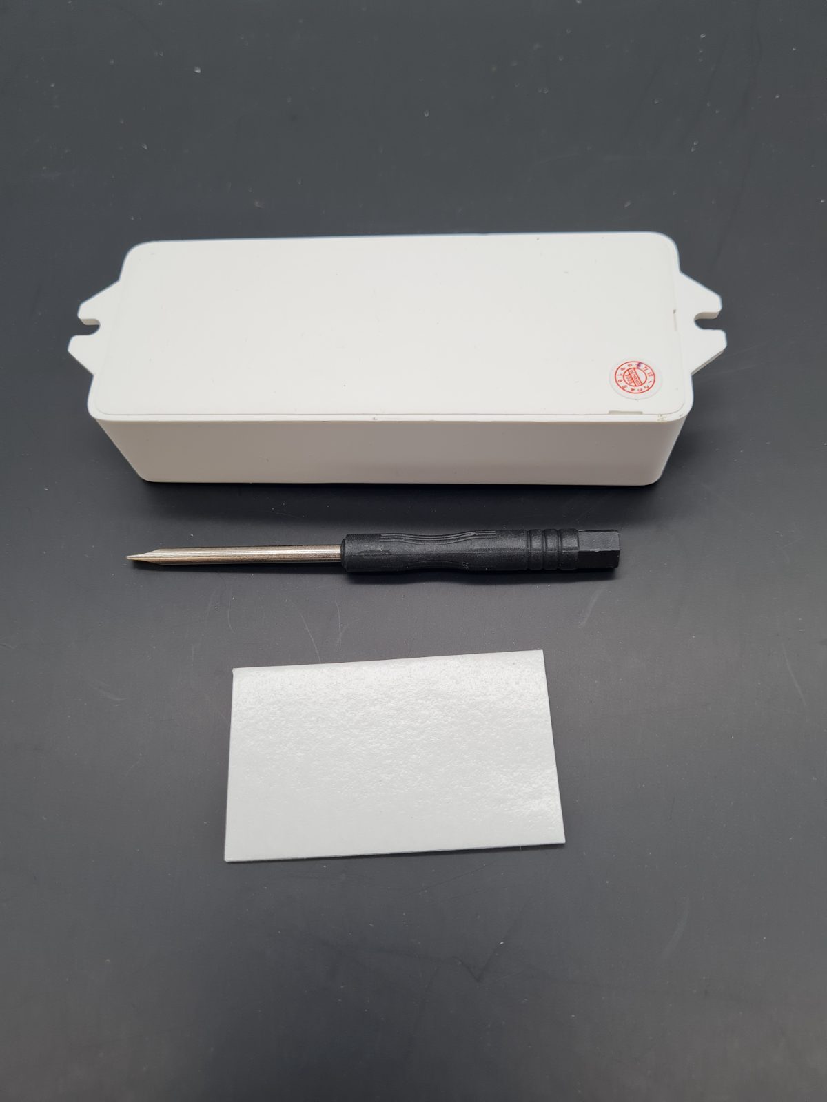 SPI Wi-Fi RGBW LED Controller DR04W — photograph 2