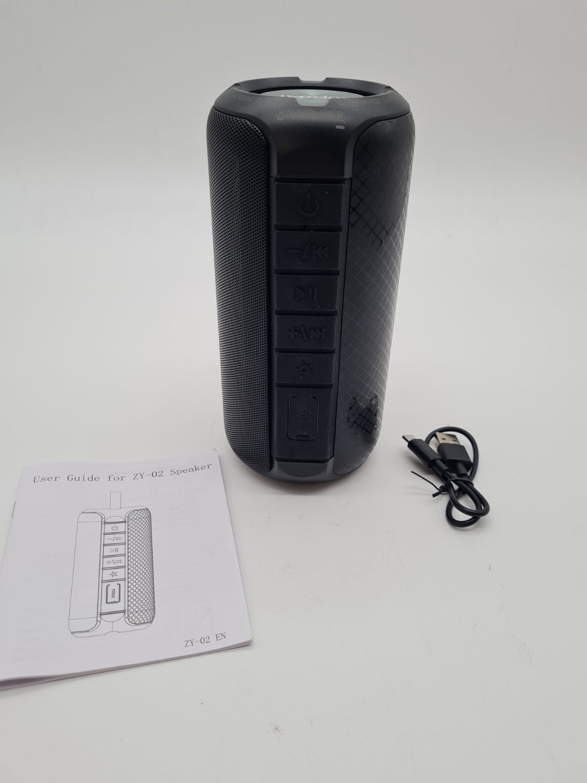 Portable Speaker ZY-02 — photograph 1