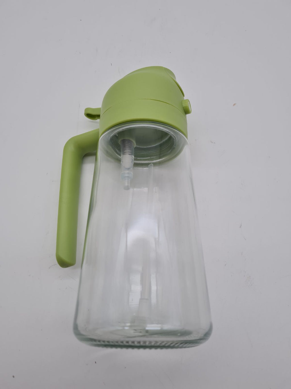 2-in-1 Cooking Oil Dispenser and Sprayer Bottle — photograph 2