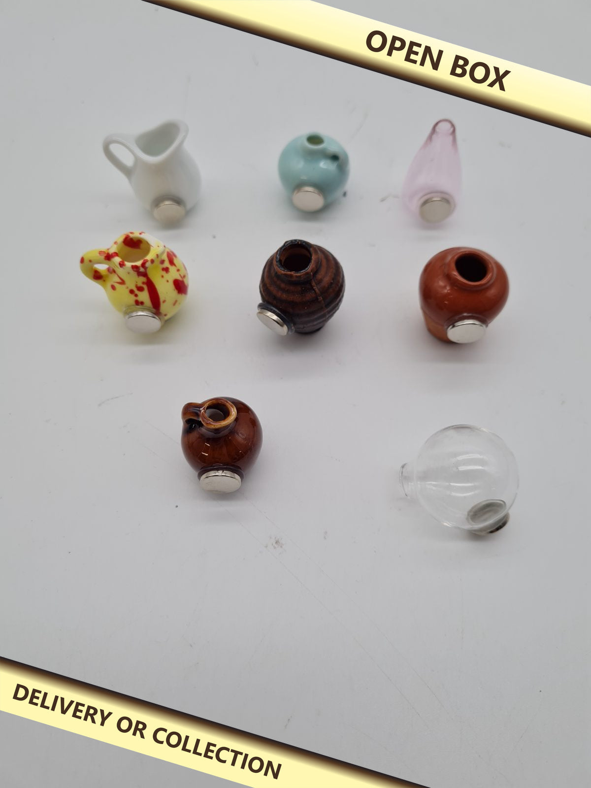 Set of 8 Miniature Vase Fridge Magnets — photograph 1 — Open box; auction delivery information shown on image